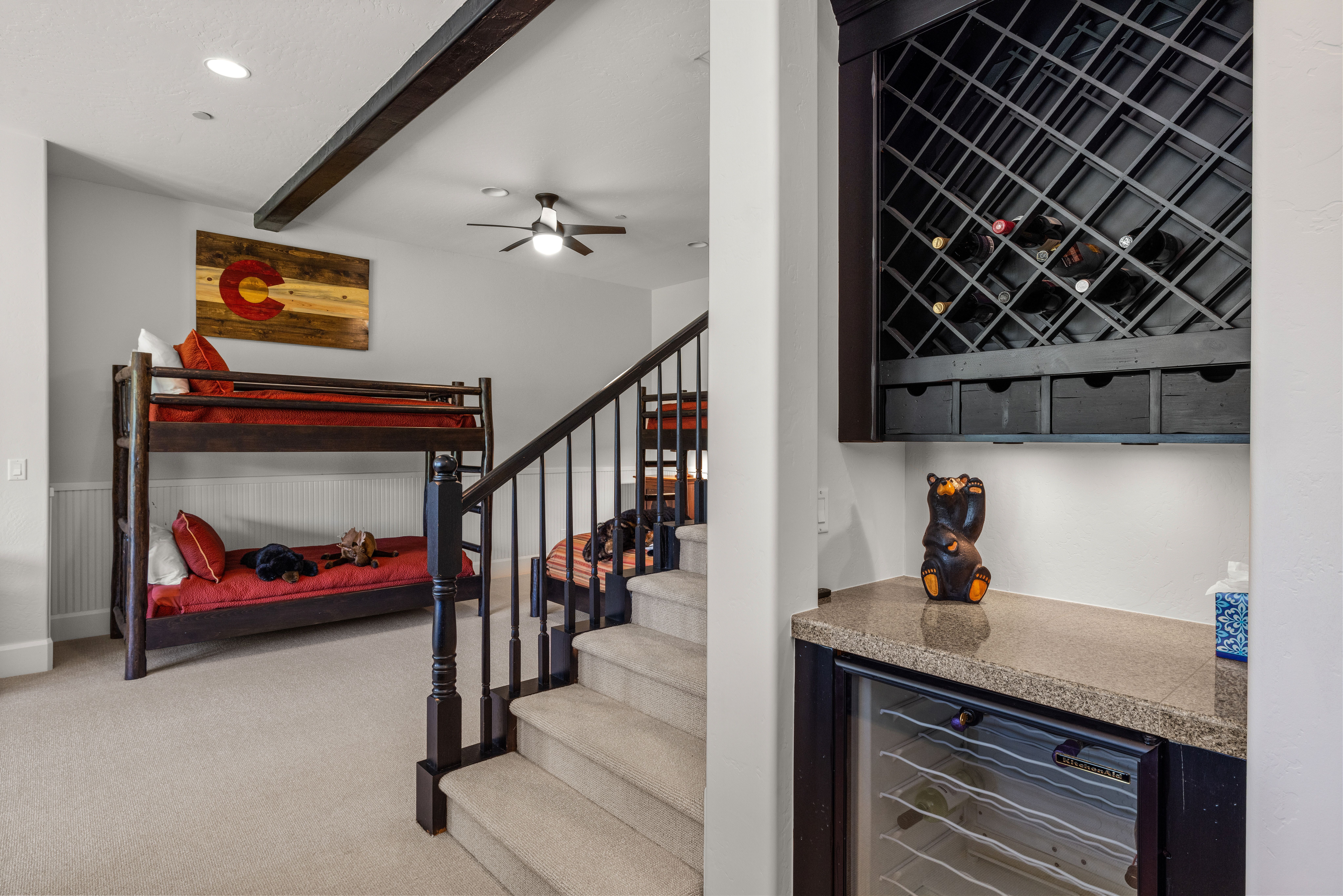 447 Kensington Dr 