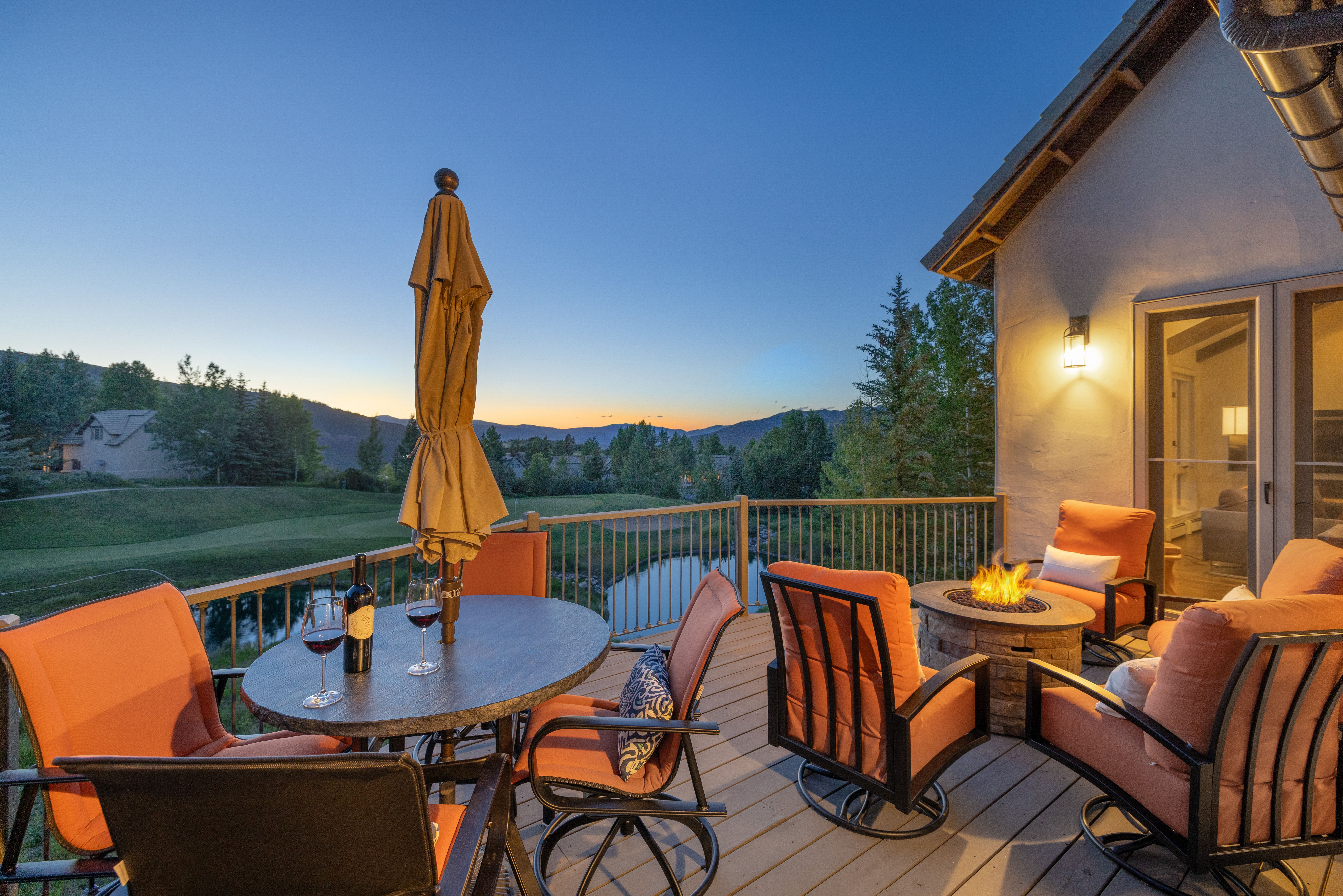 447 Kensington Dr 