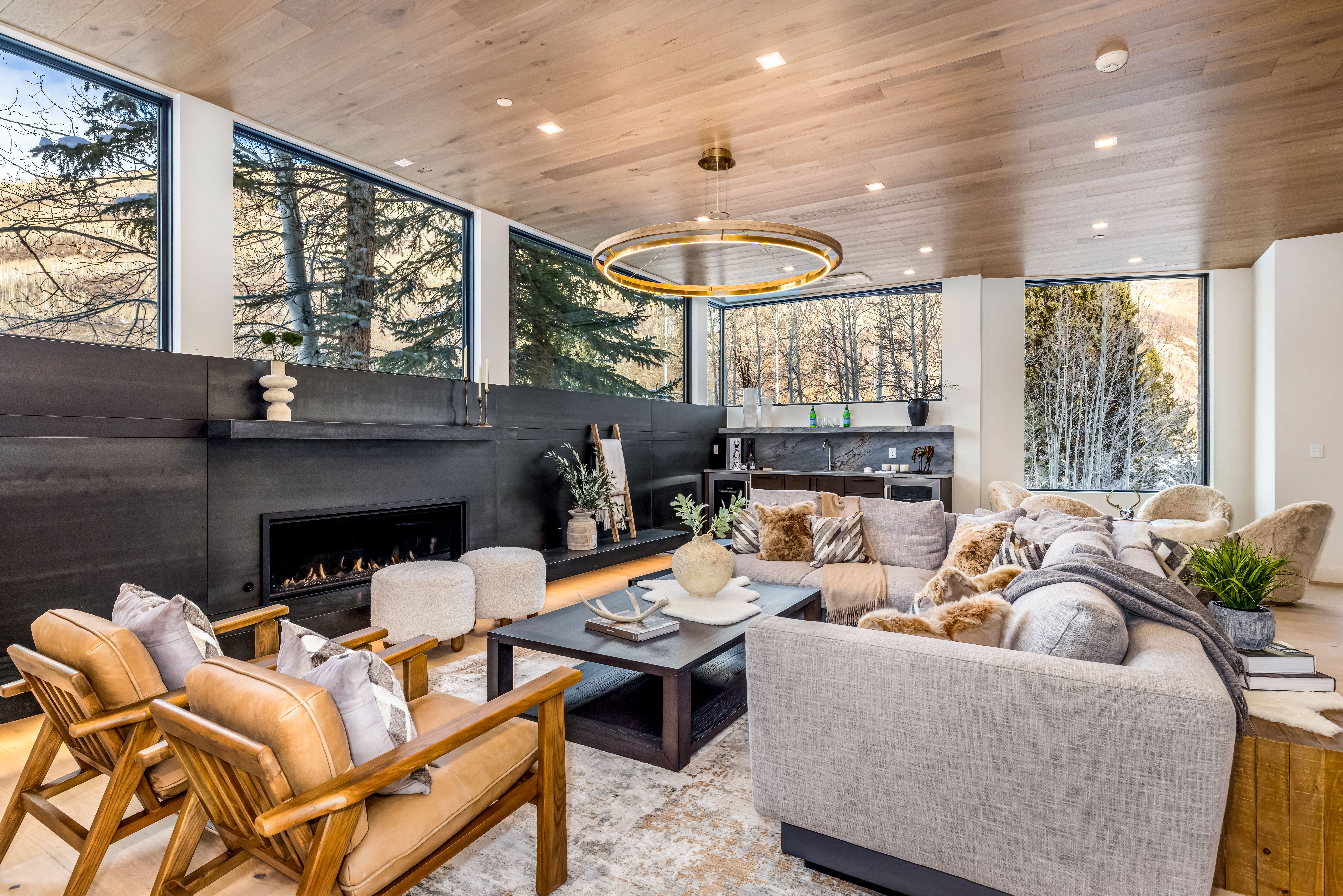 1785 Sunburst Drive 