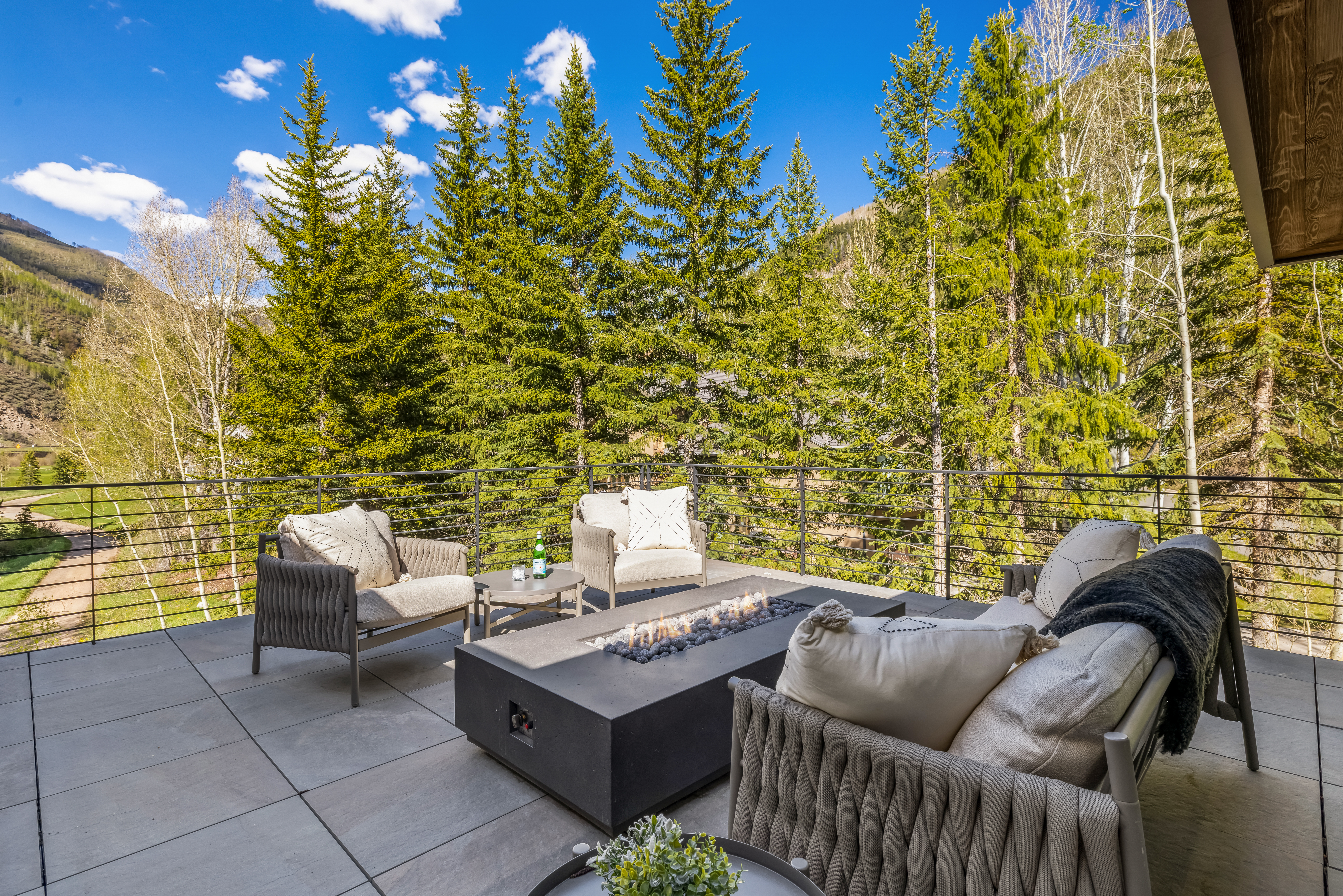 1785 Sunburst Drive 