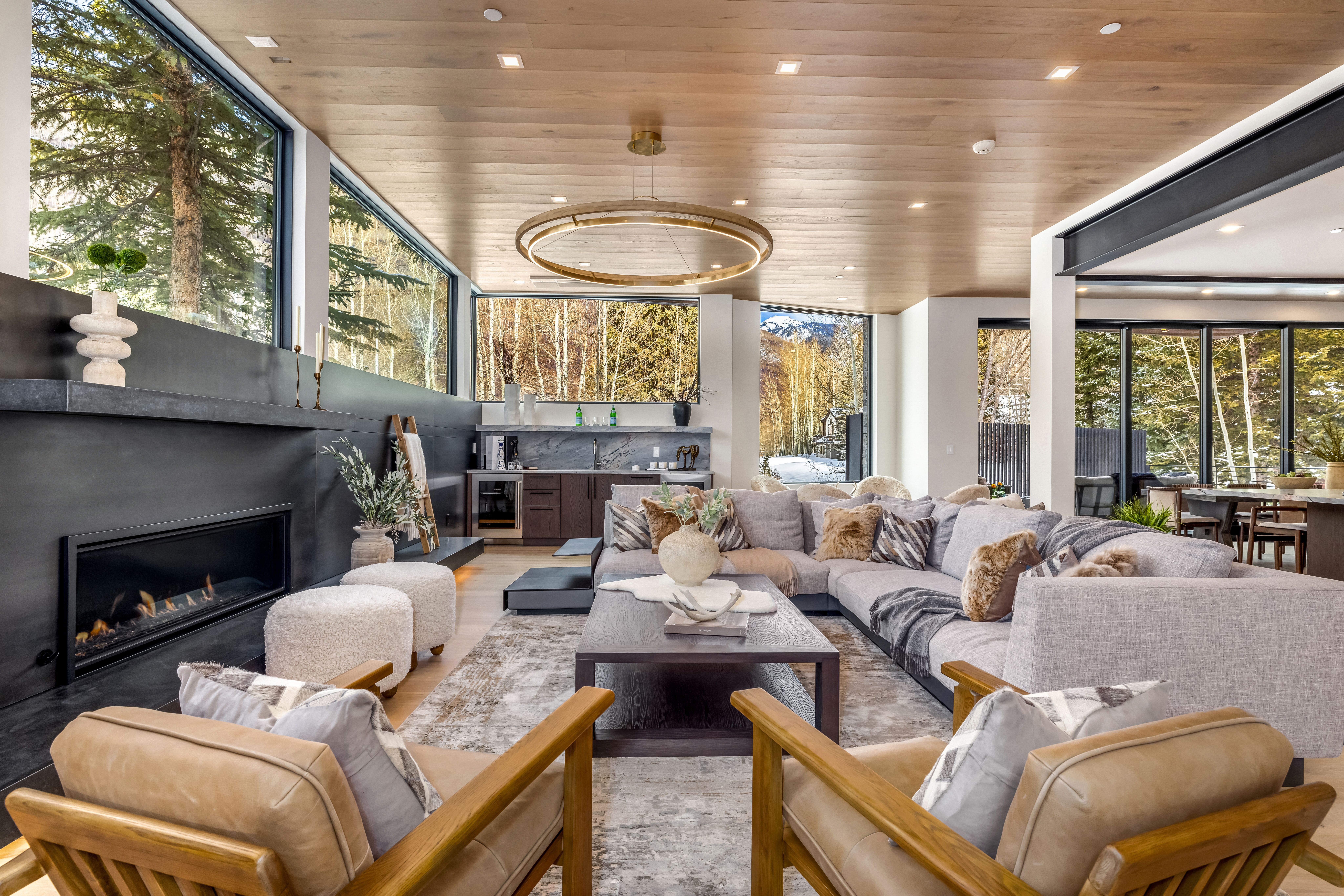 1785 Sunburst Drive 