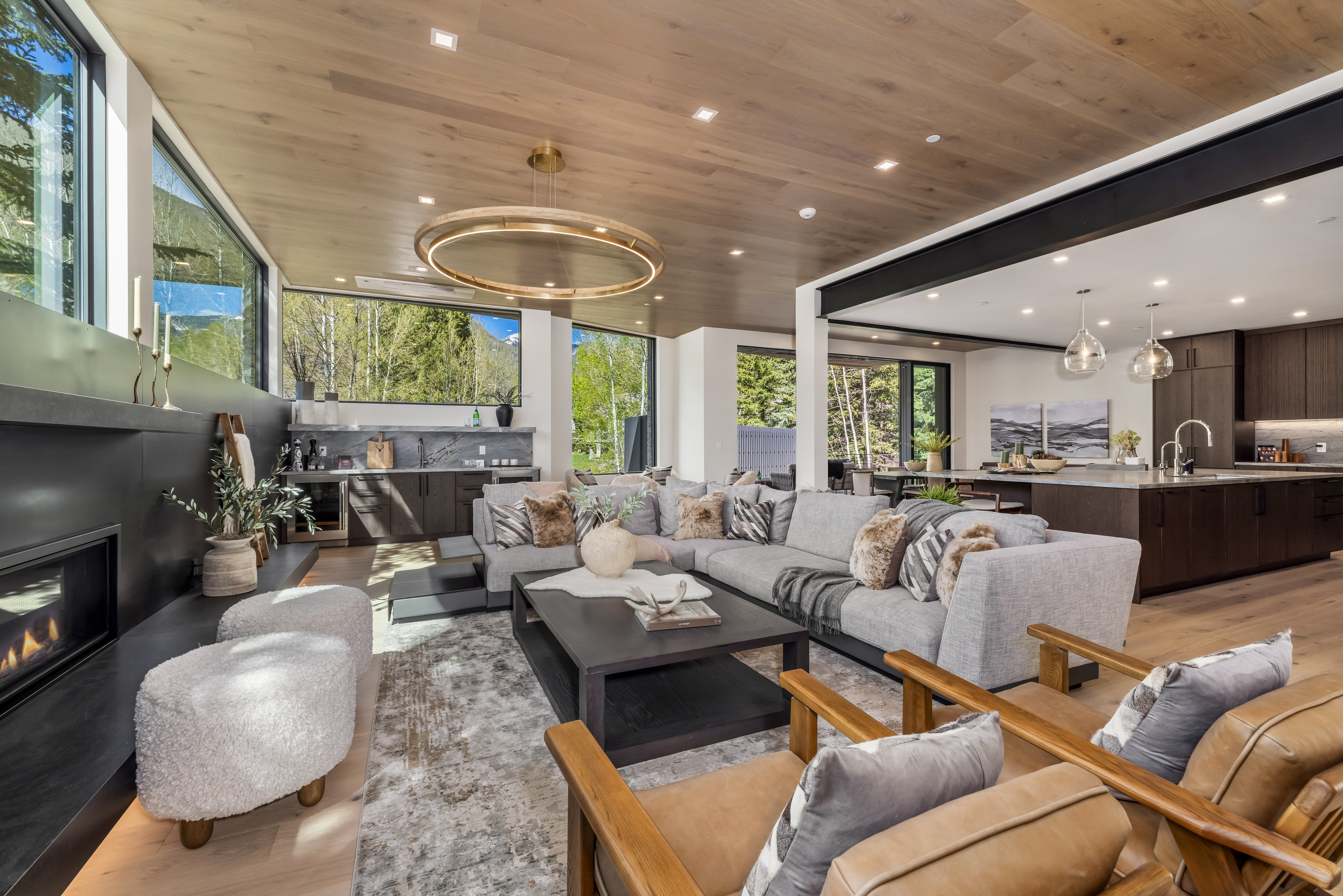 1785 Sunburst Drive 
