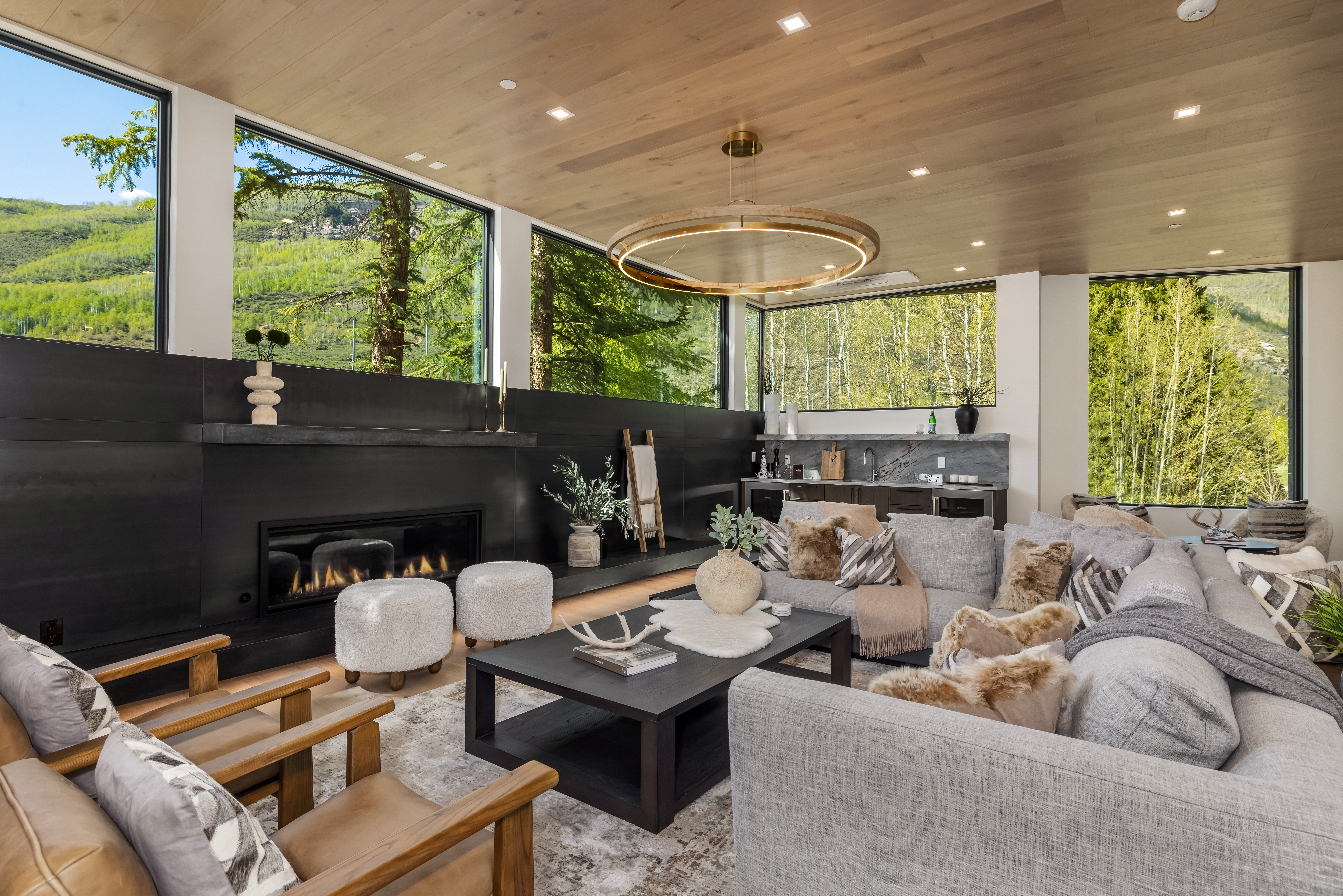 1785 Sunburst Drive 