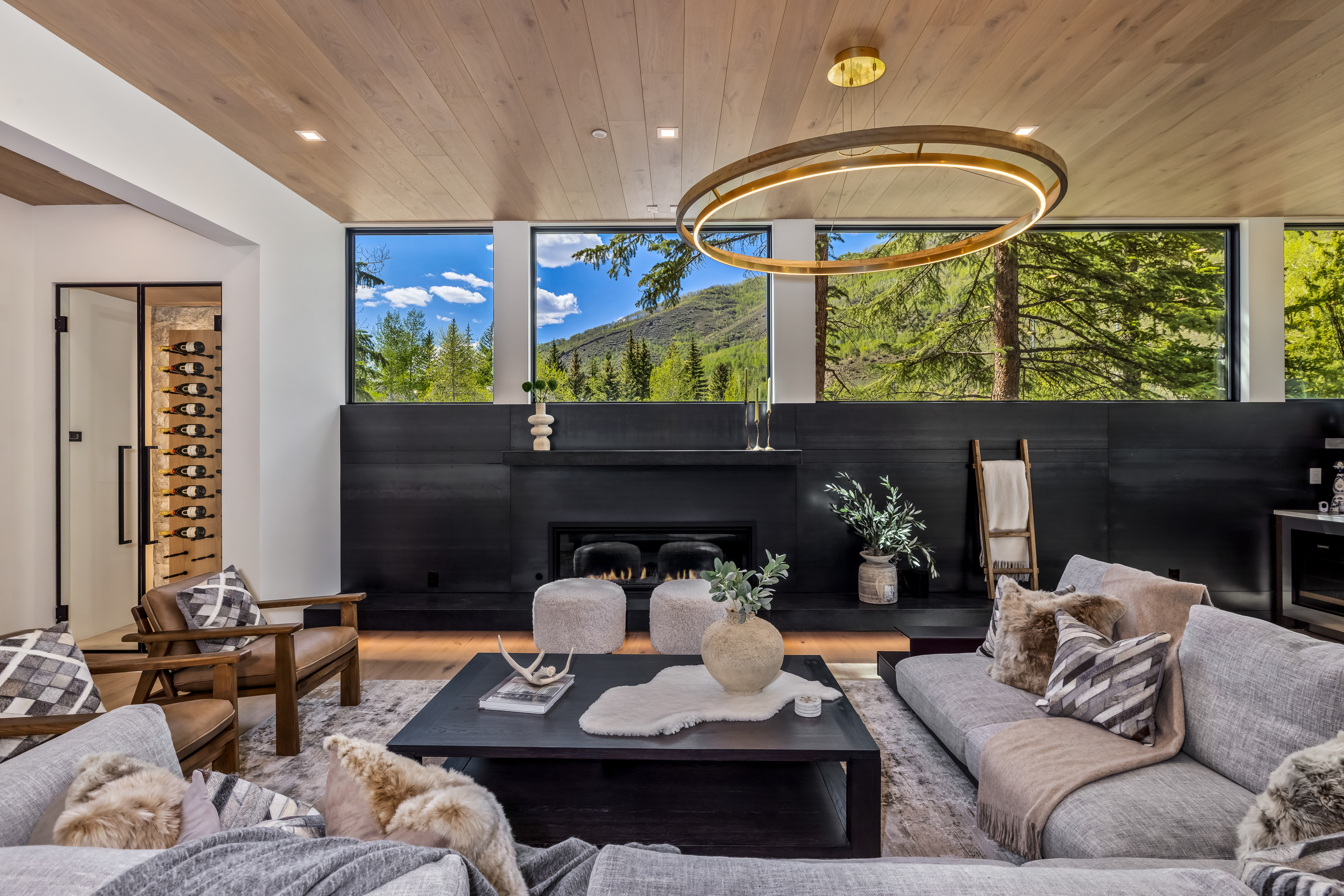1785 Sunburst Drive 