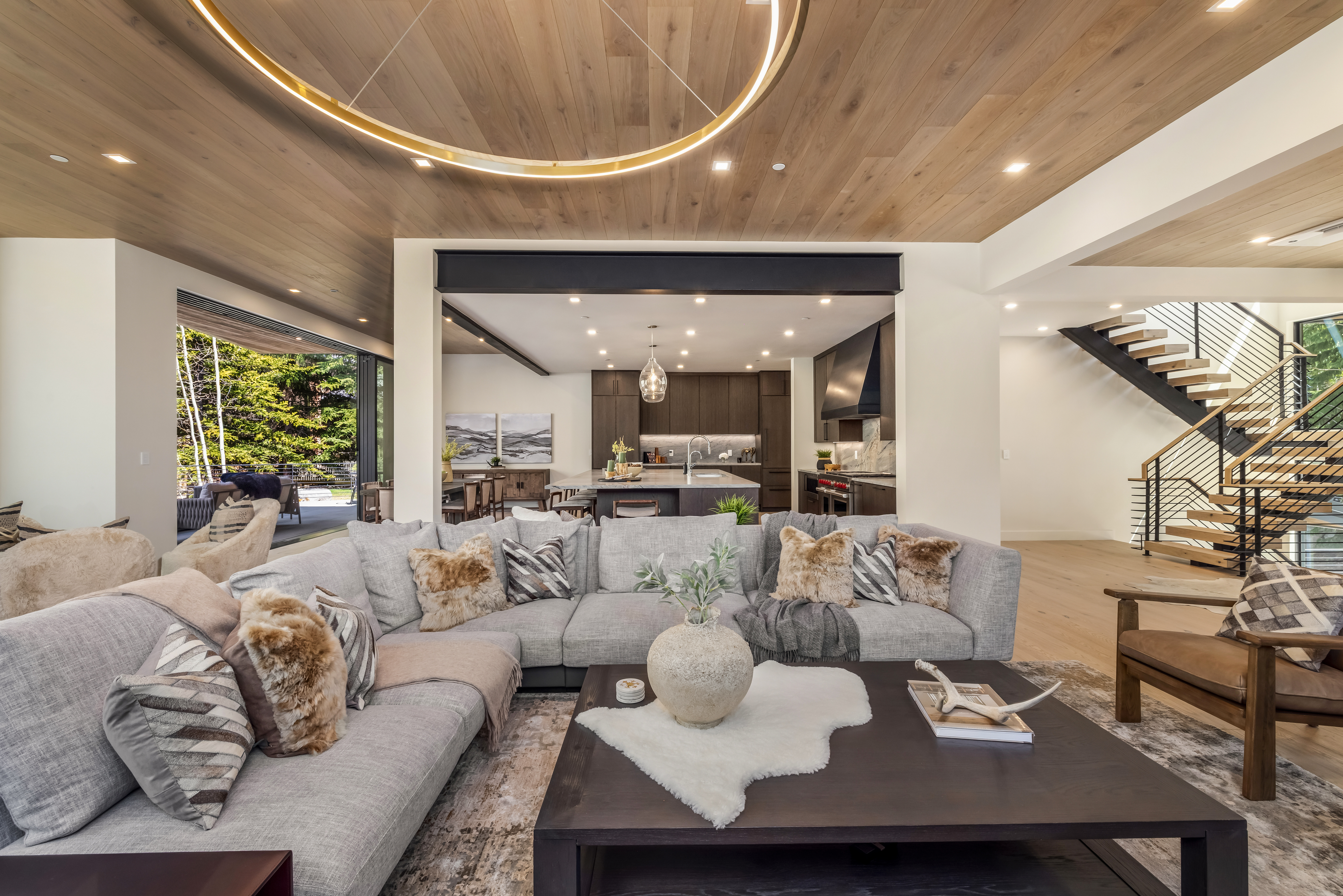 1785 Sunburst Drive 