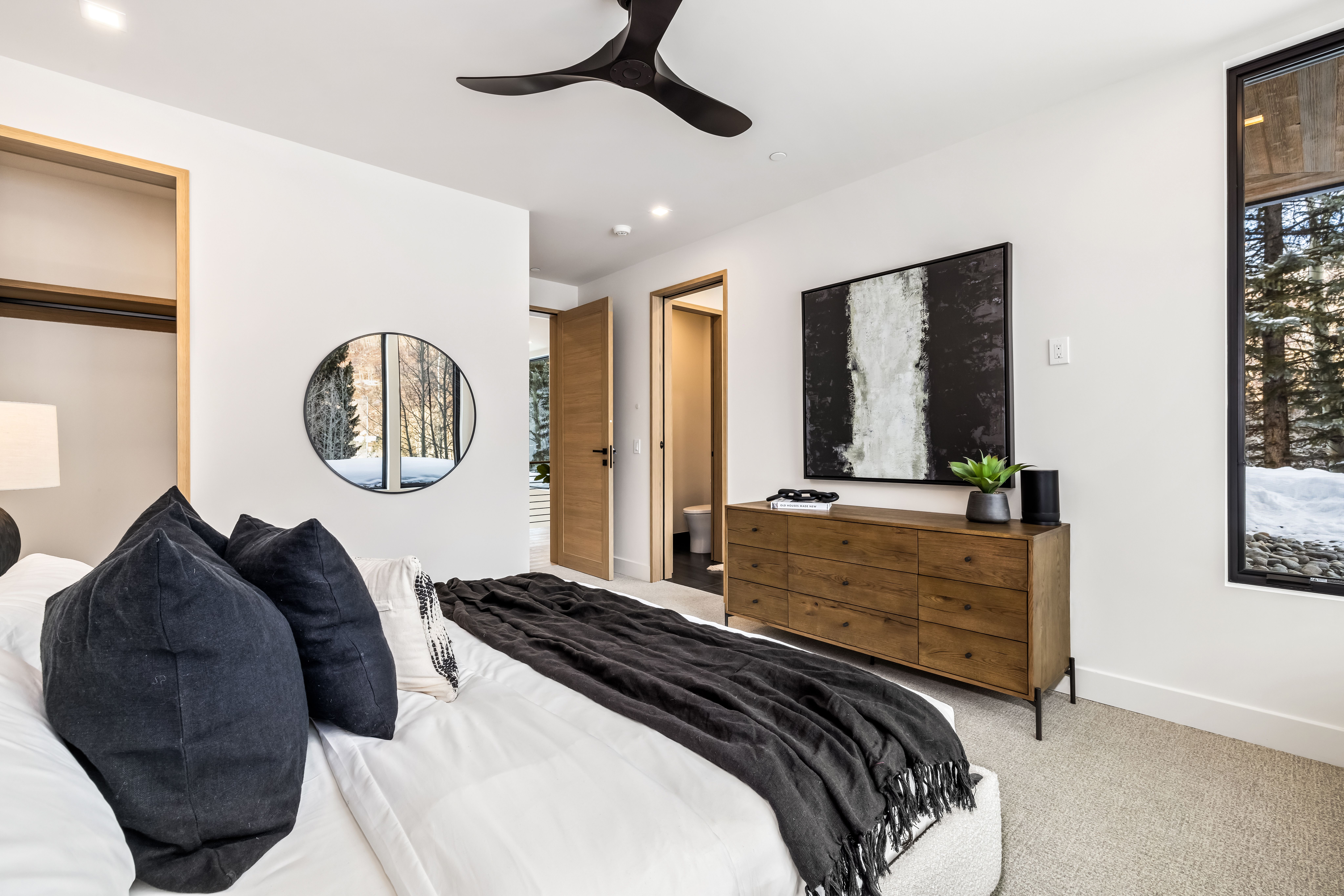 1785 Sunburst Drive 
