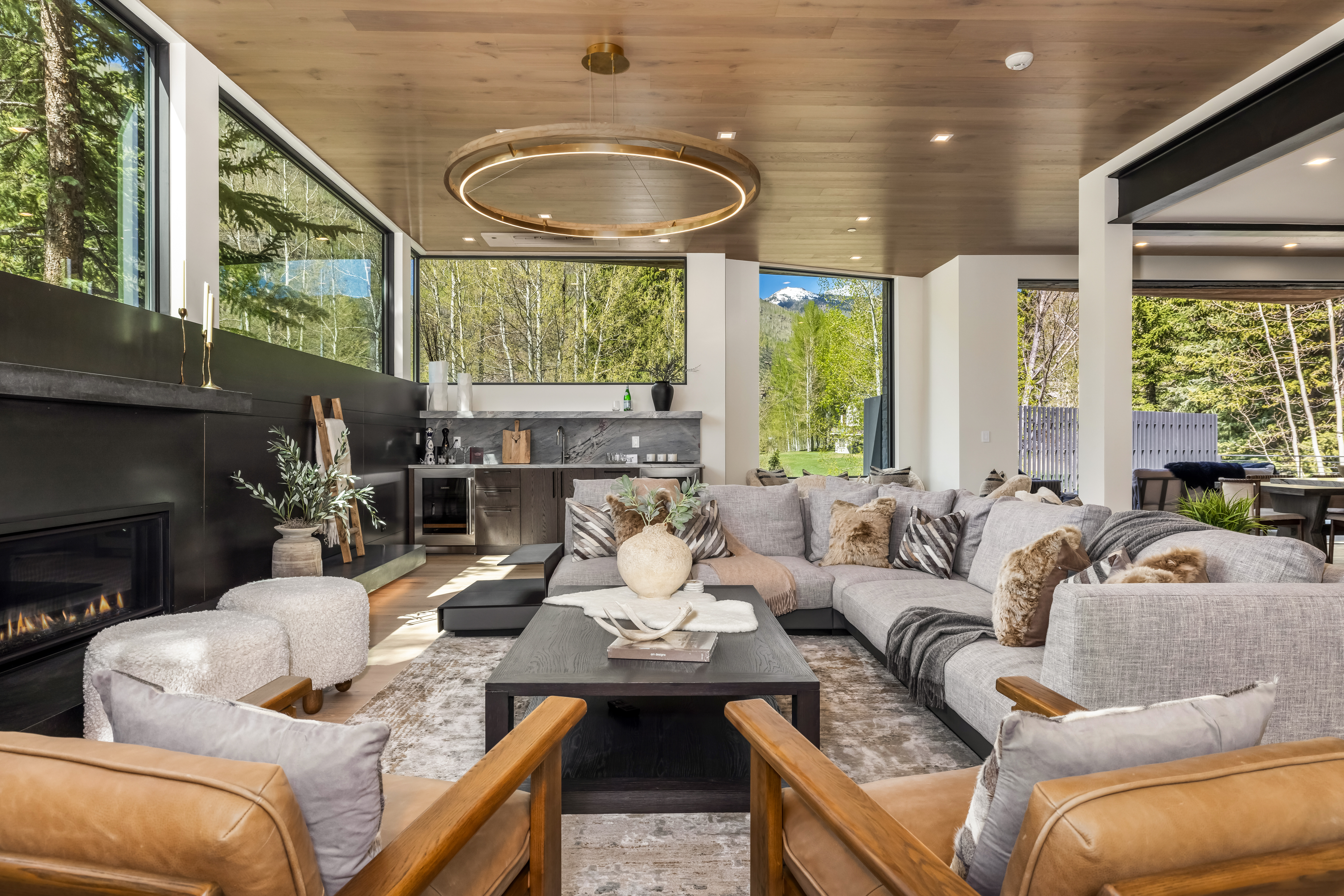 1785 Sunburst Drive 