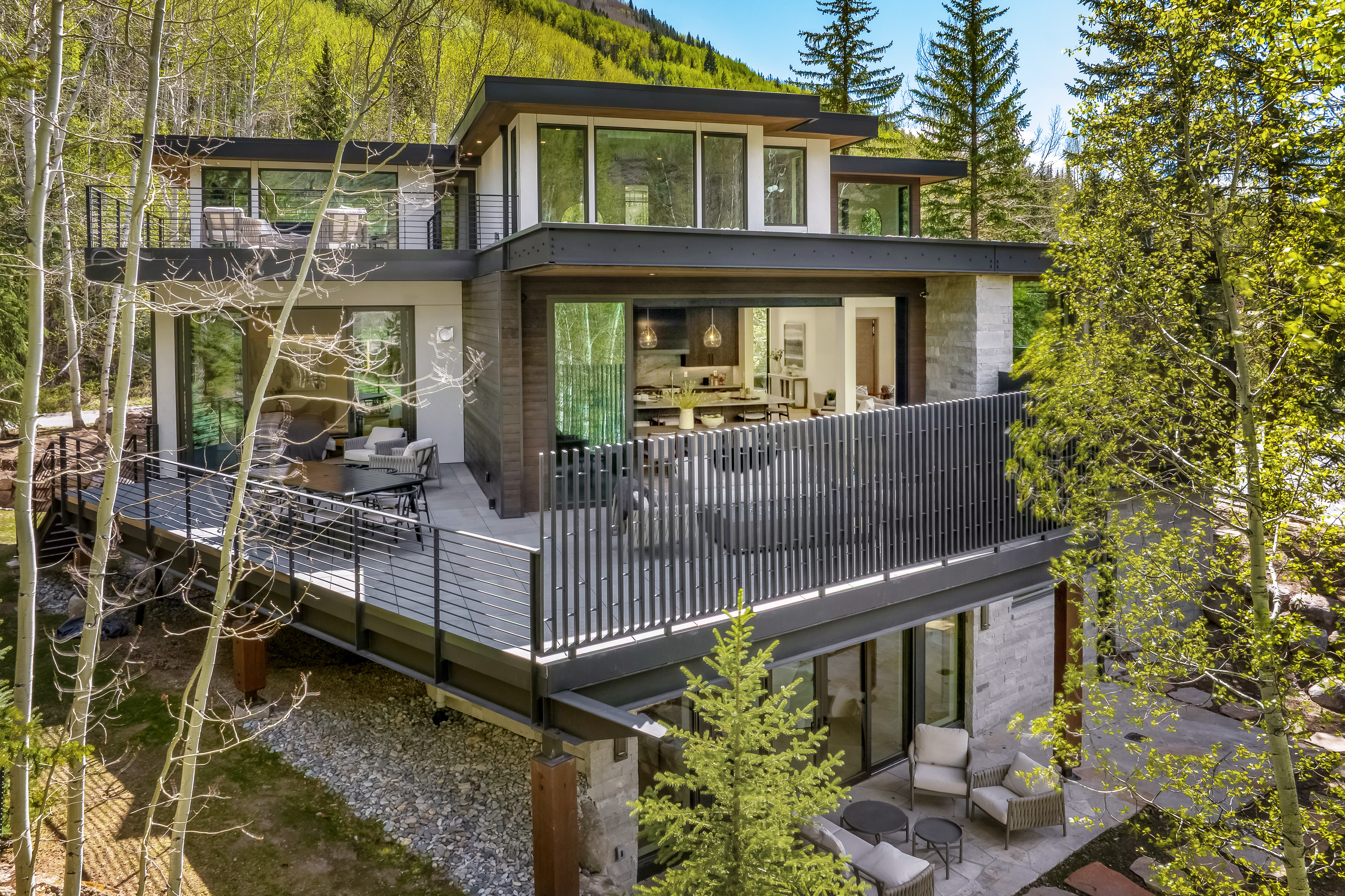 1785 Sunburst Drive 