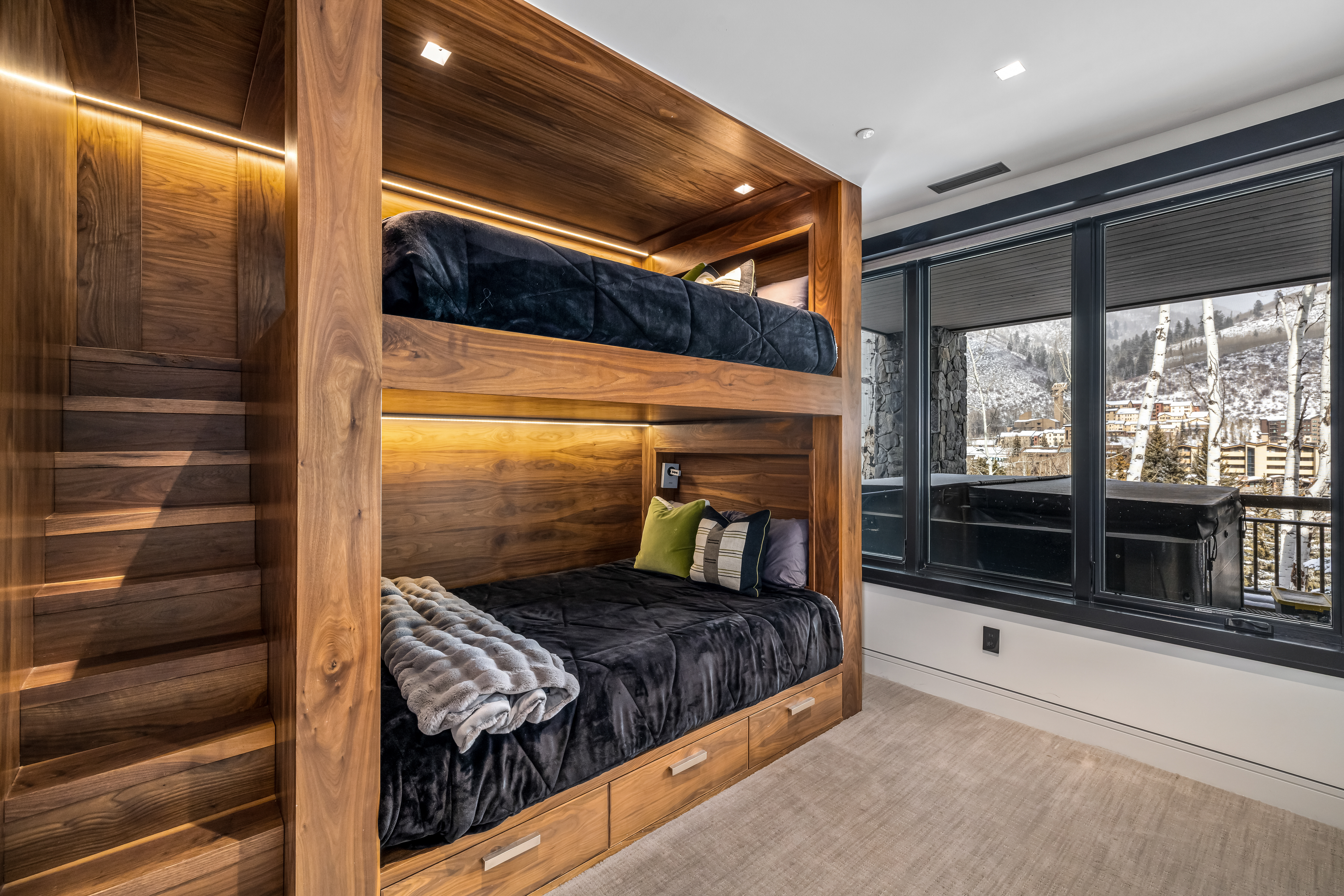 175 Forest Road 