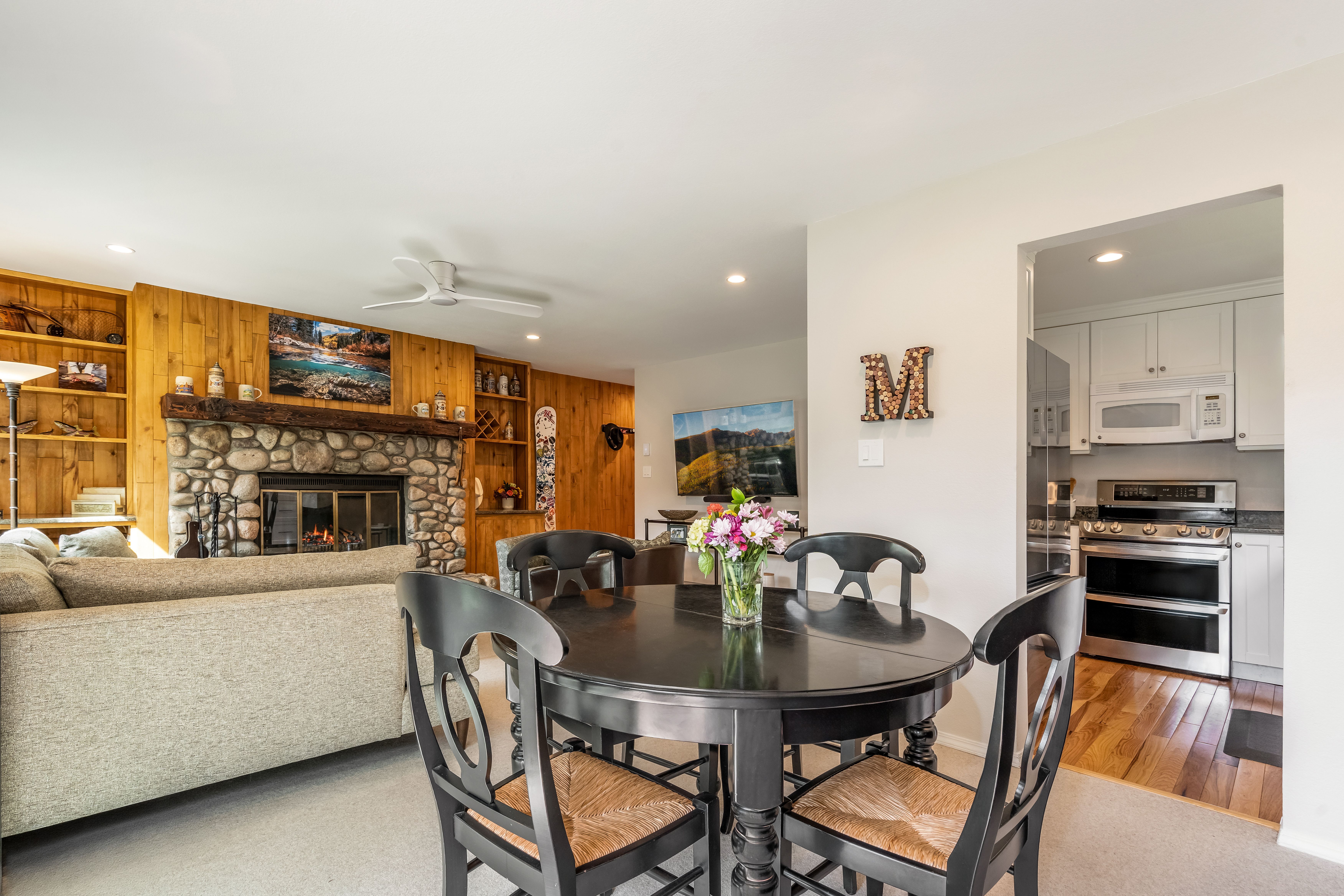 440 W Beaver Creek Boulevard 