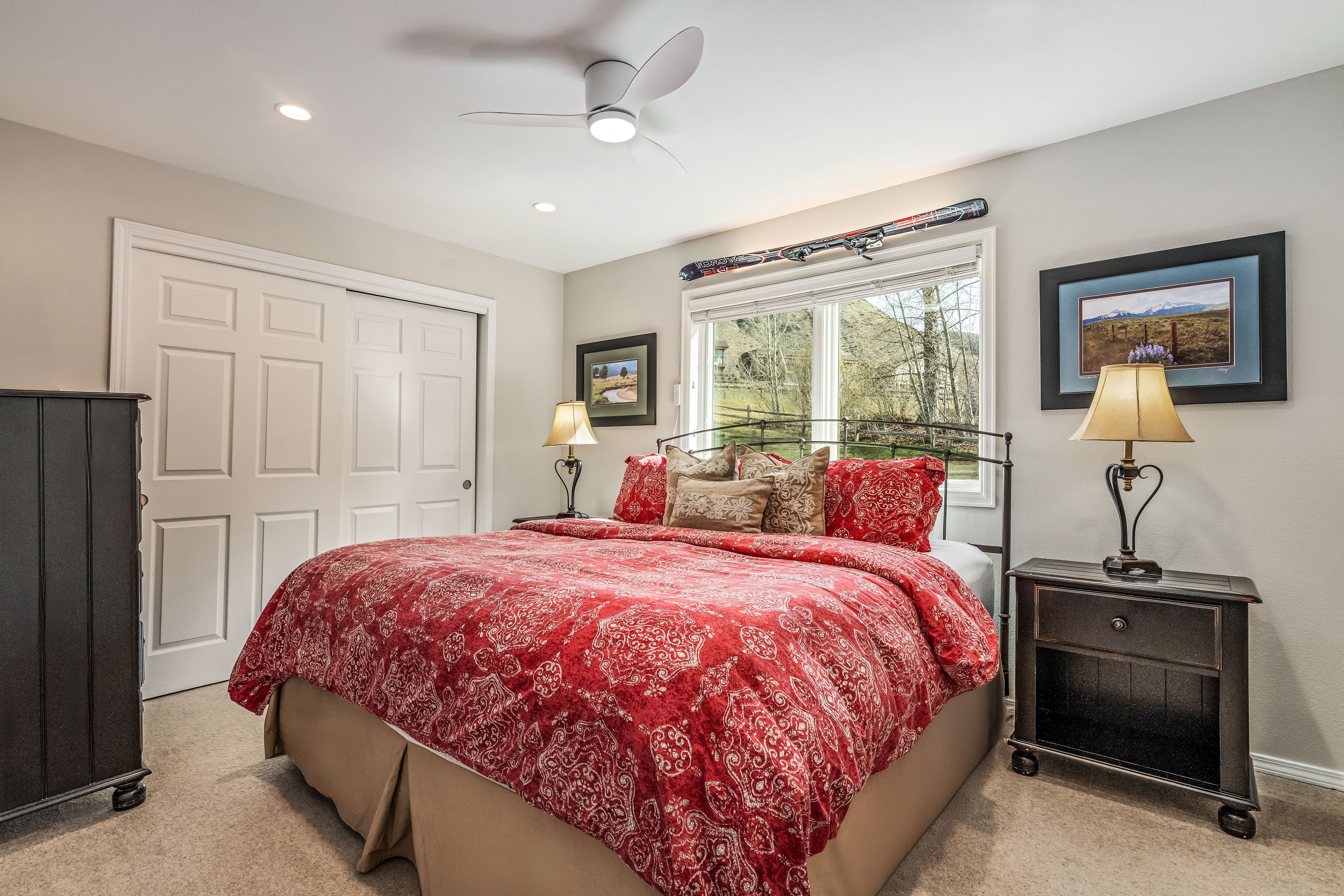 440 W Beaver Creek Boulevard 