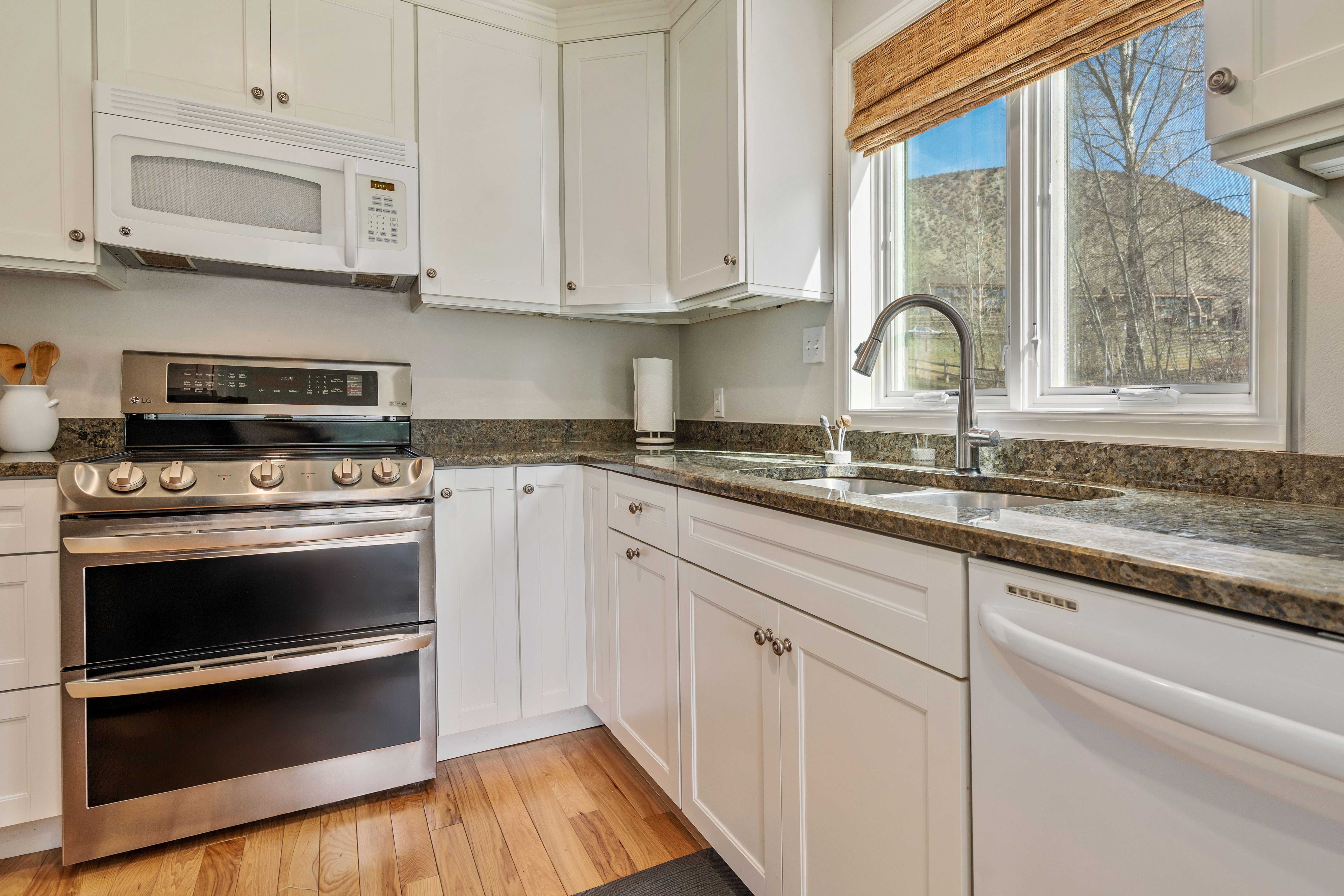 440 W Beaver Creek Boulevard 