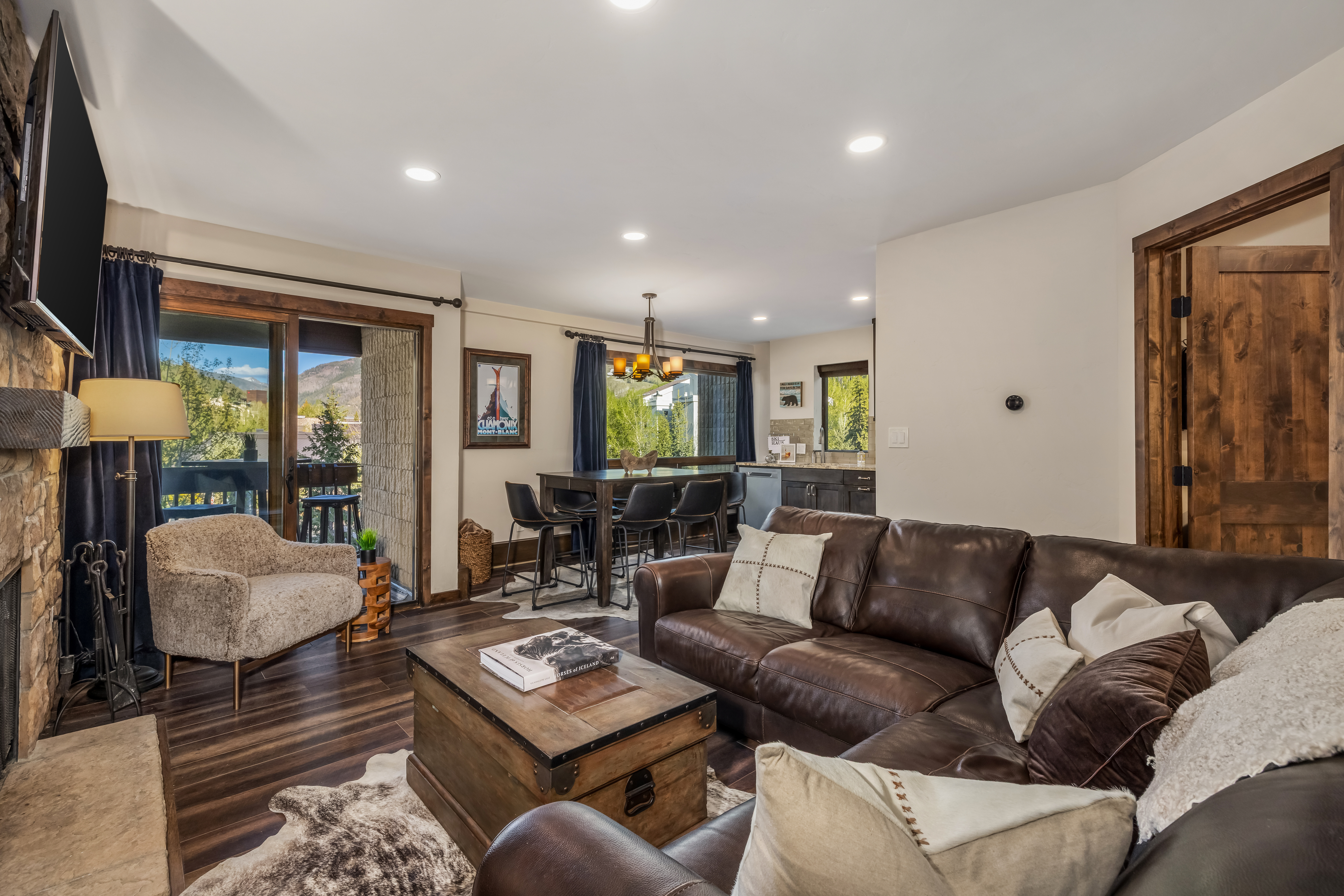 521 E Lionshead Circle Unit# # 405