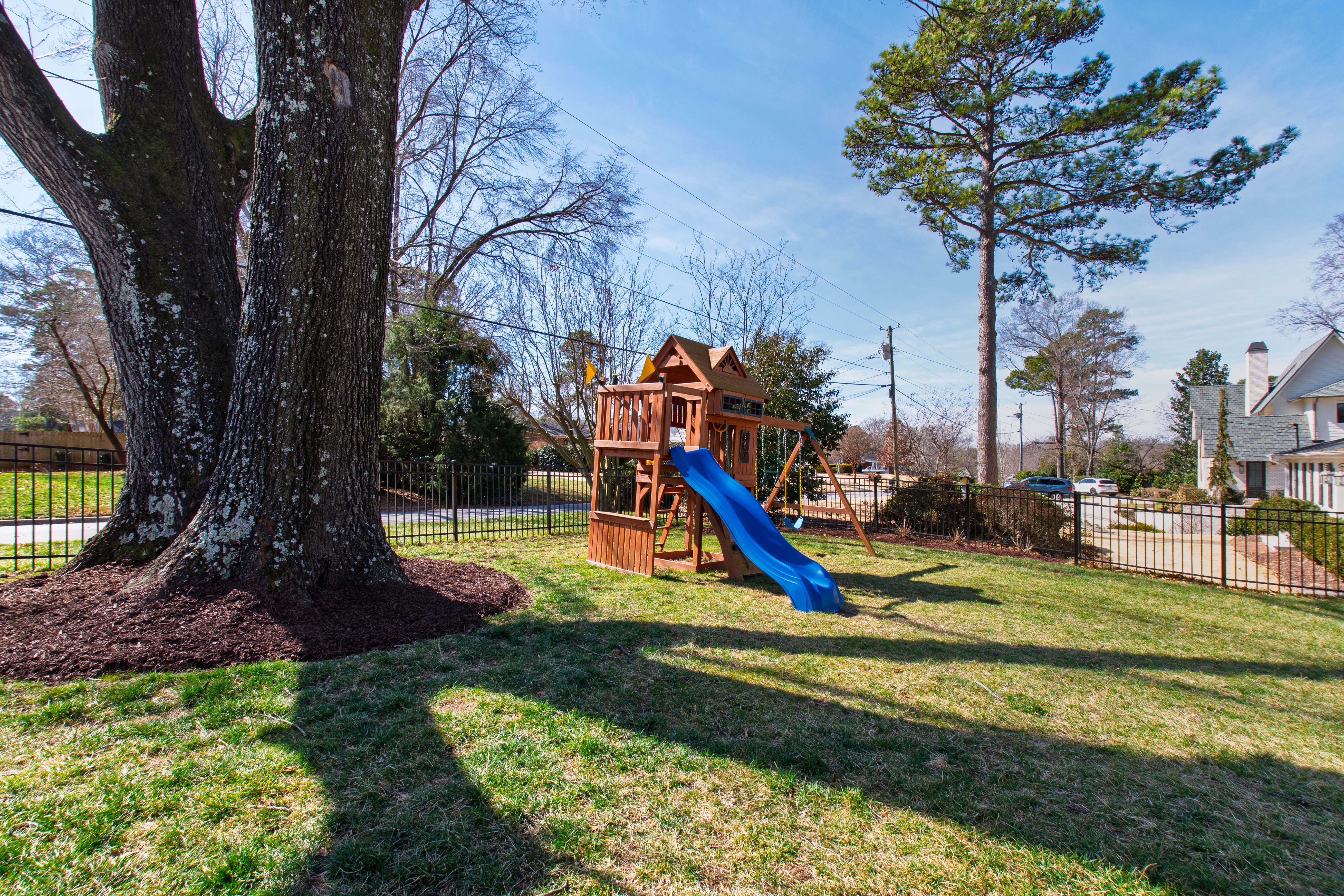 2139 Ridge Road 