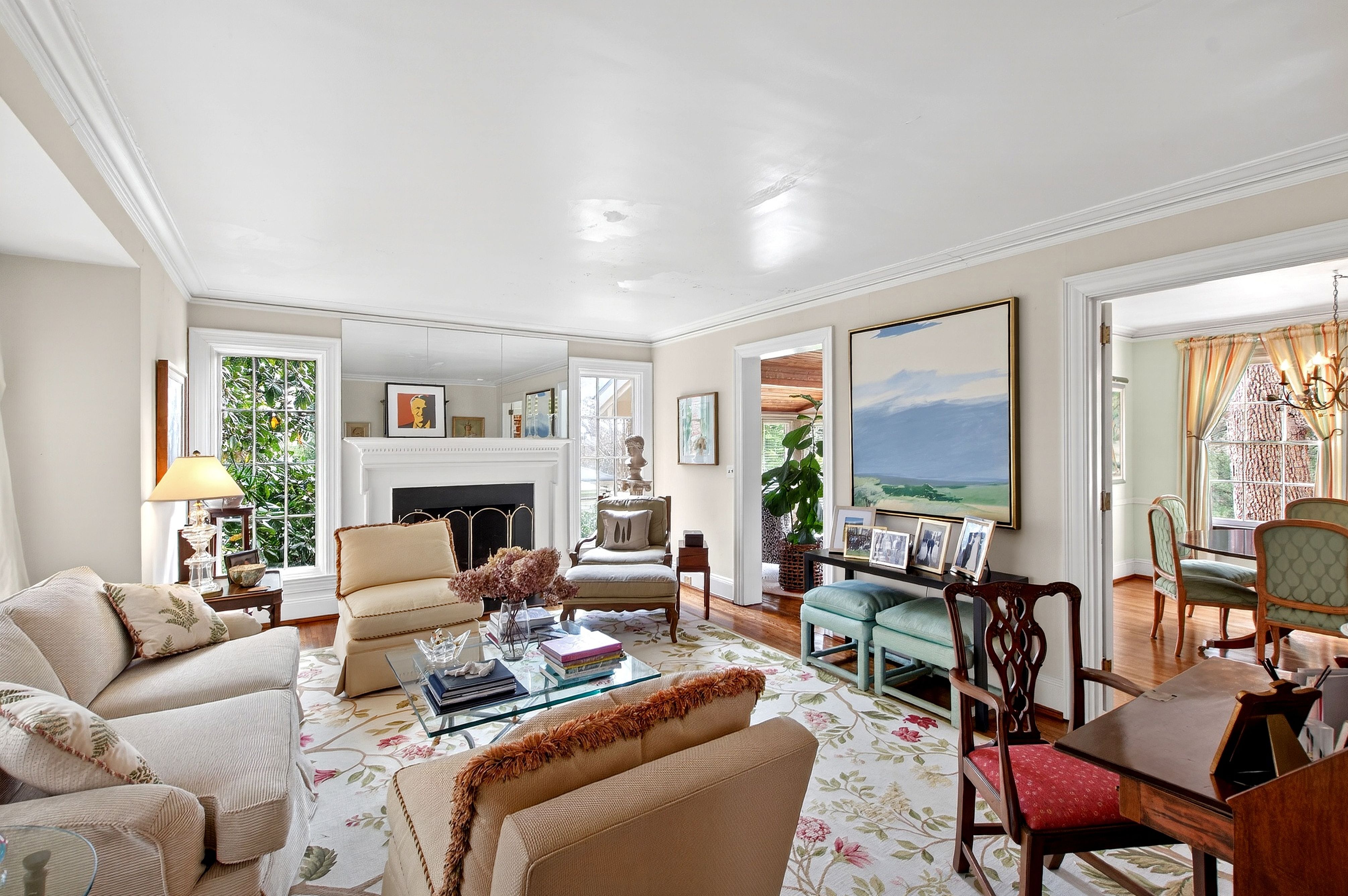 223 Hillcrest Circle 