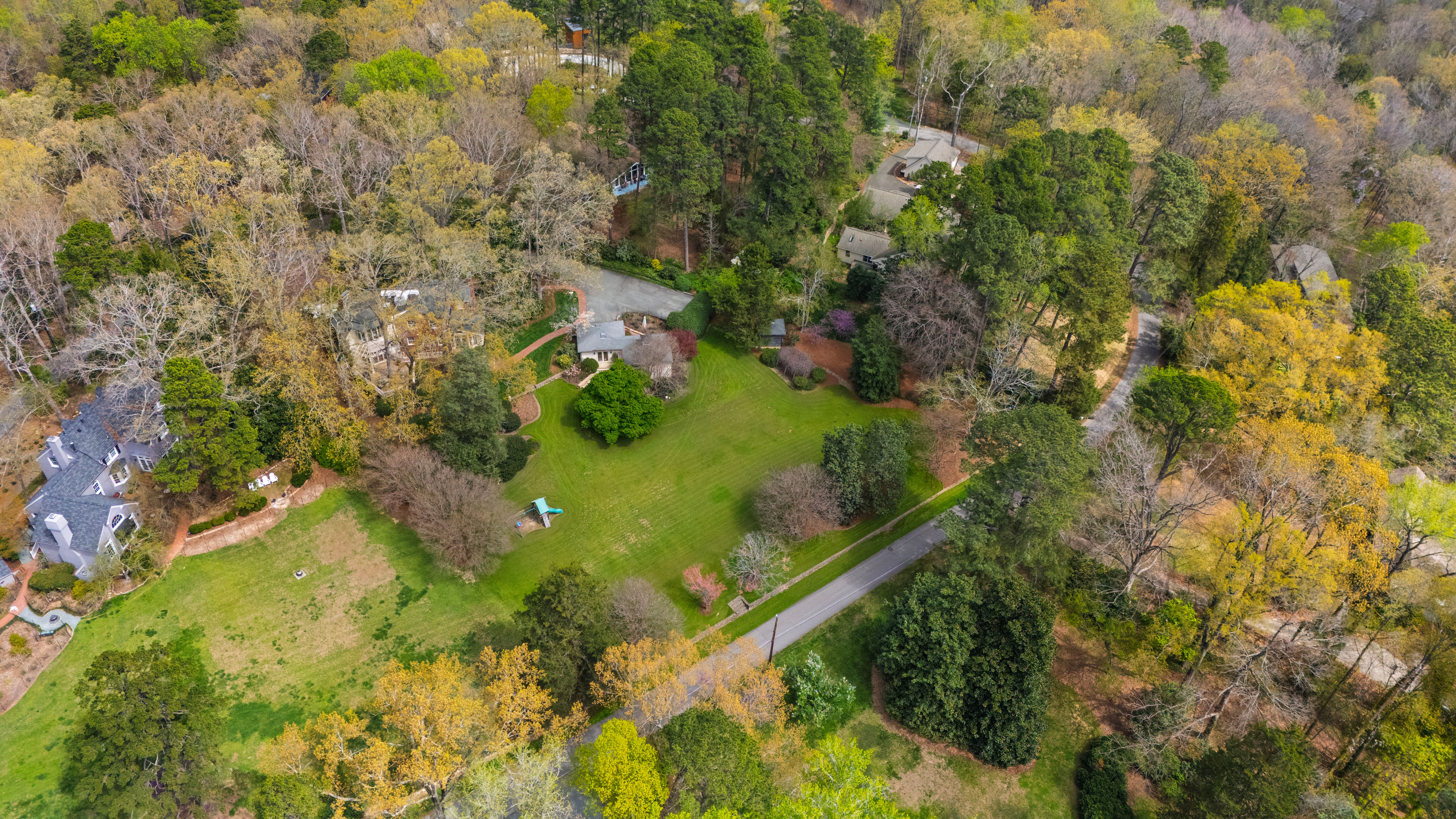 223 Hillcrest Circle 