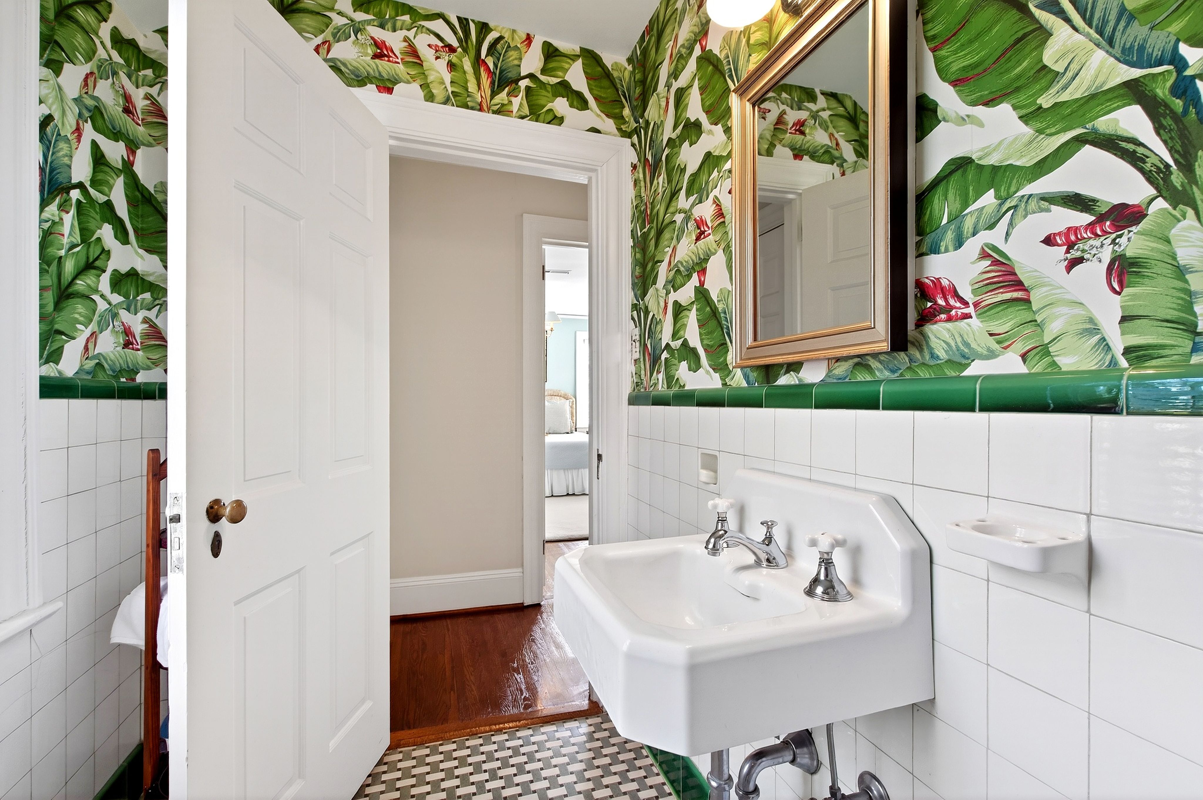 223 Hillcrest Circle 