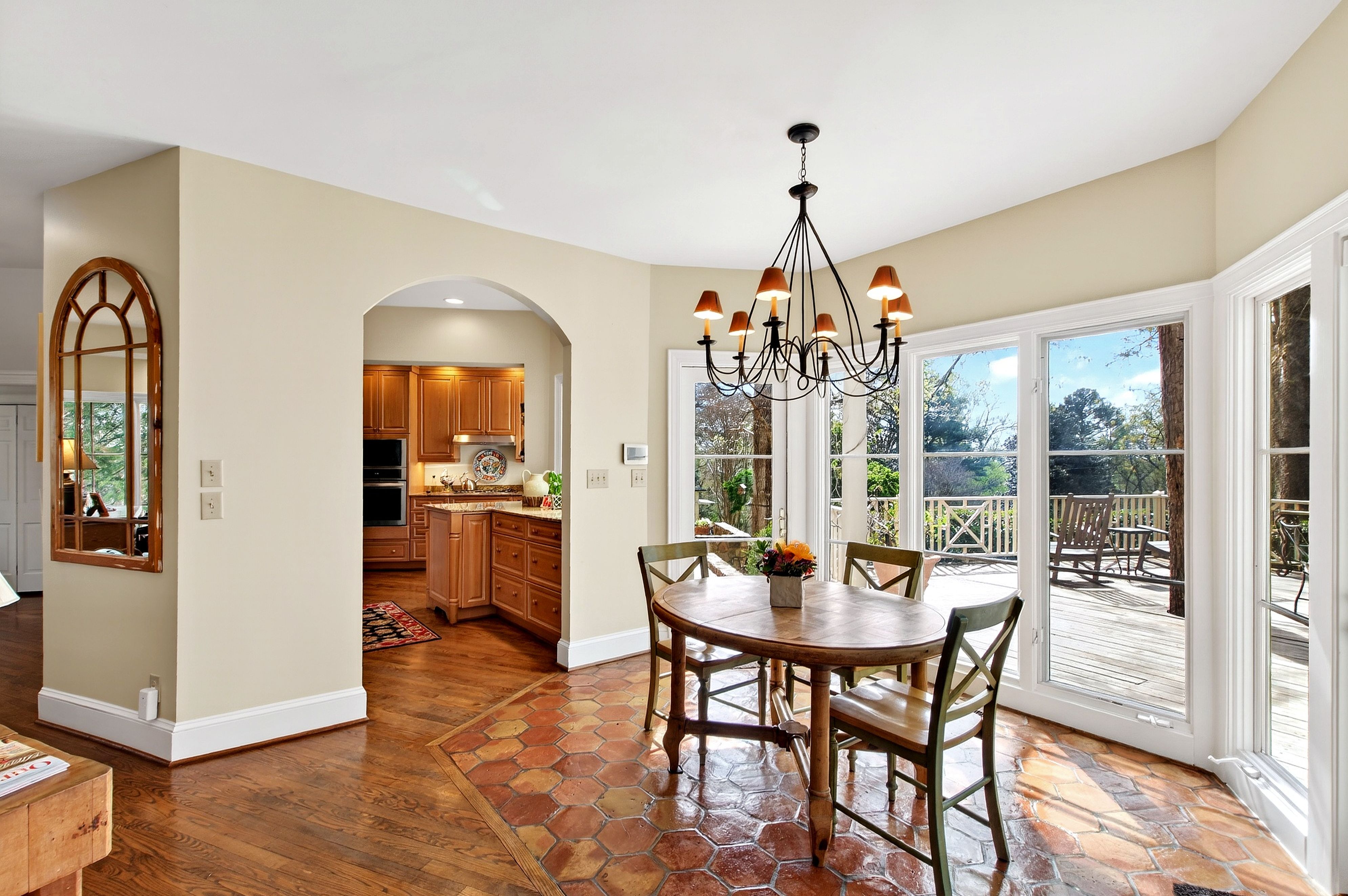 223 Hillcrest Circle 