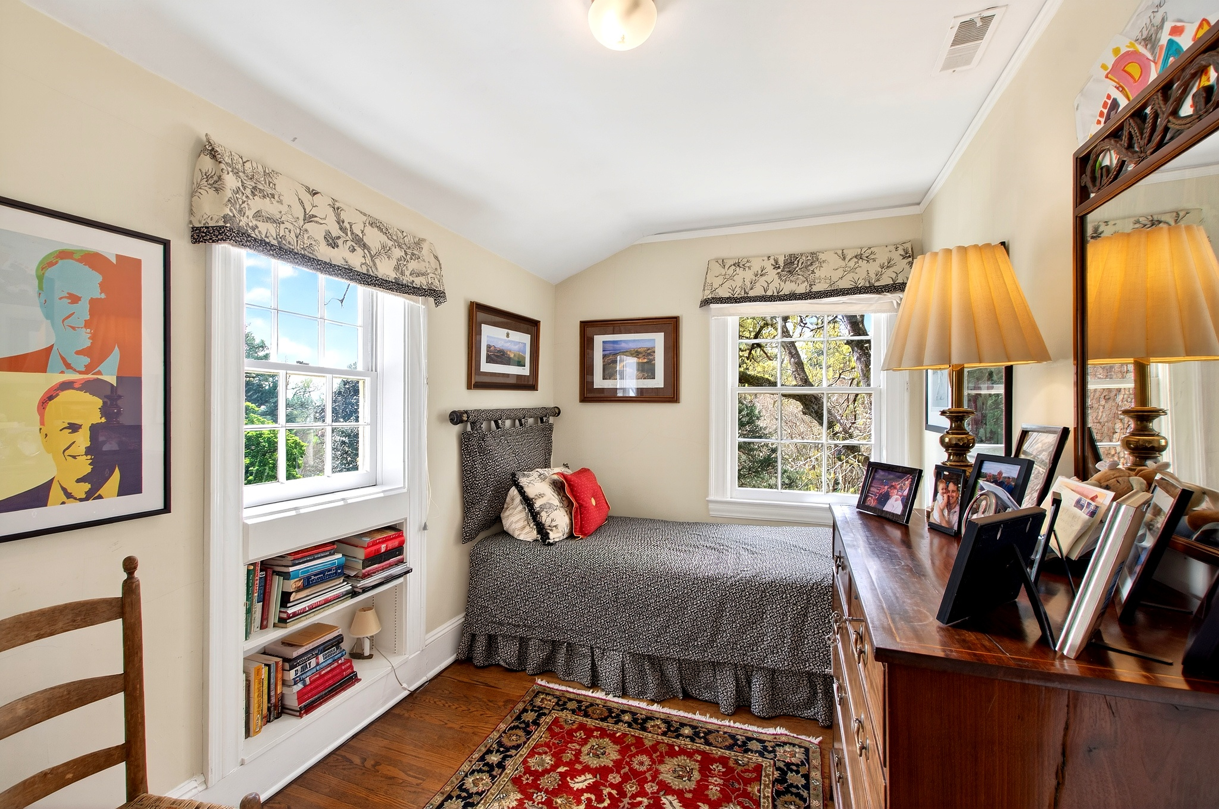 223 Hillcrest Circle 