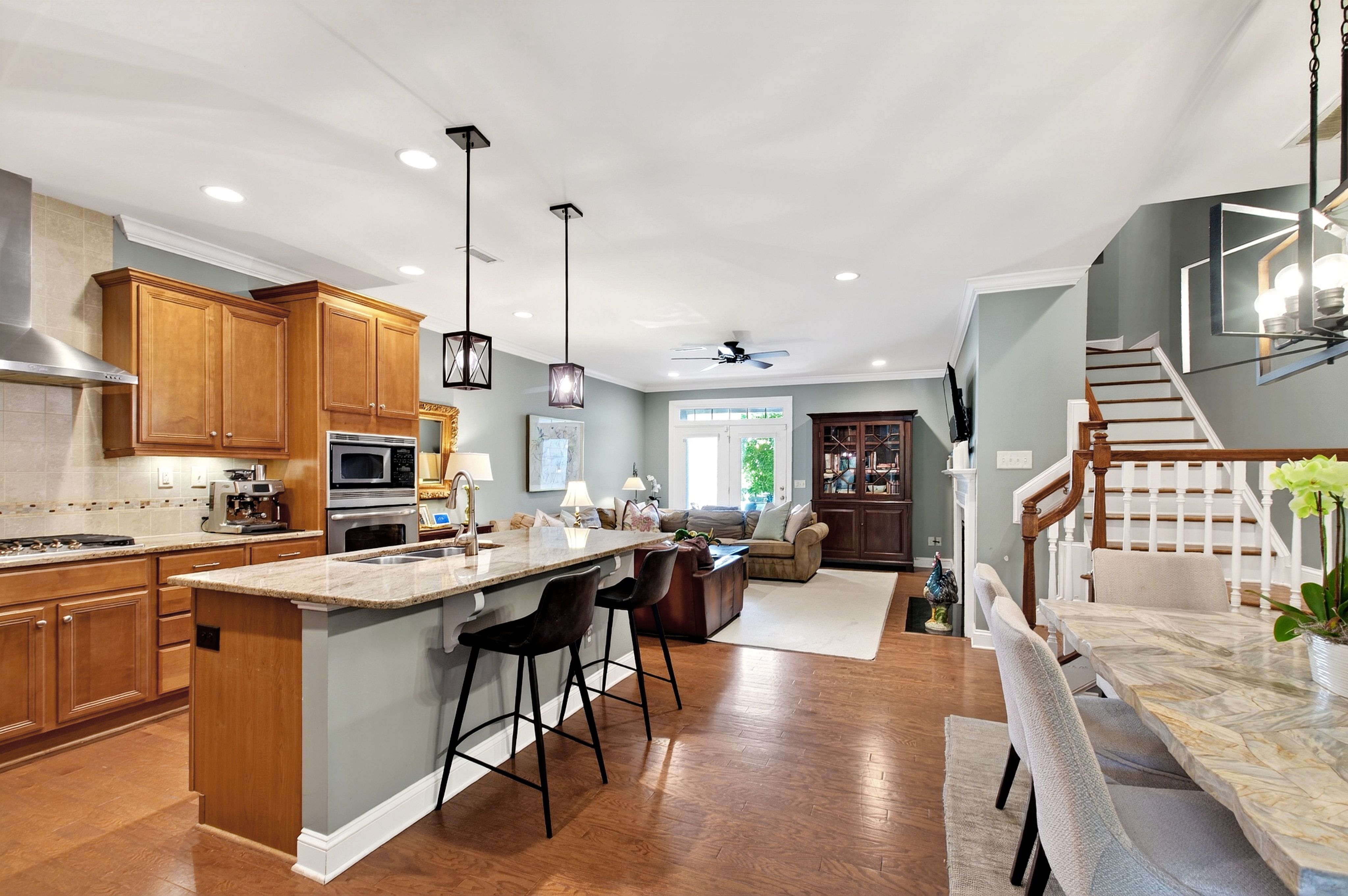 2332 Noble Road 