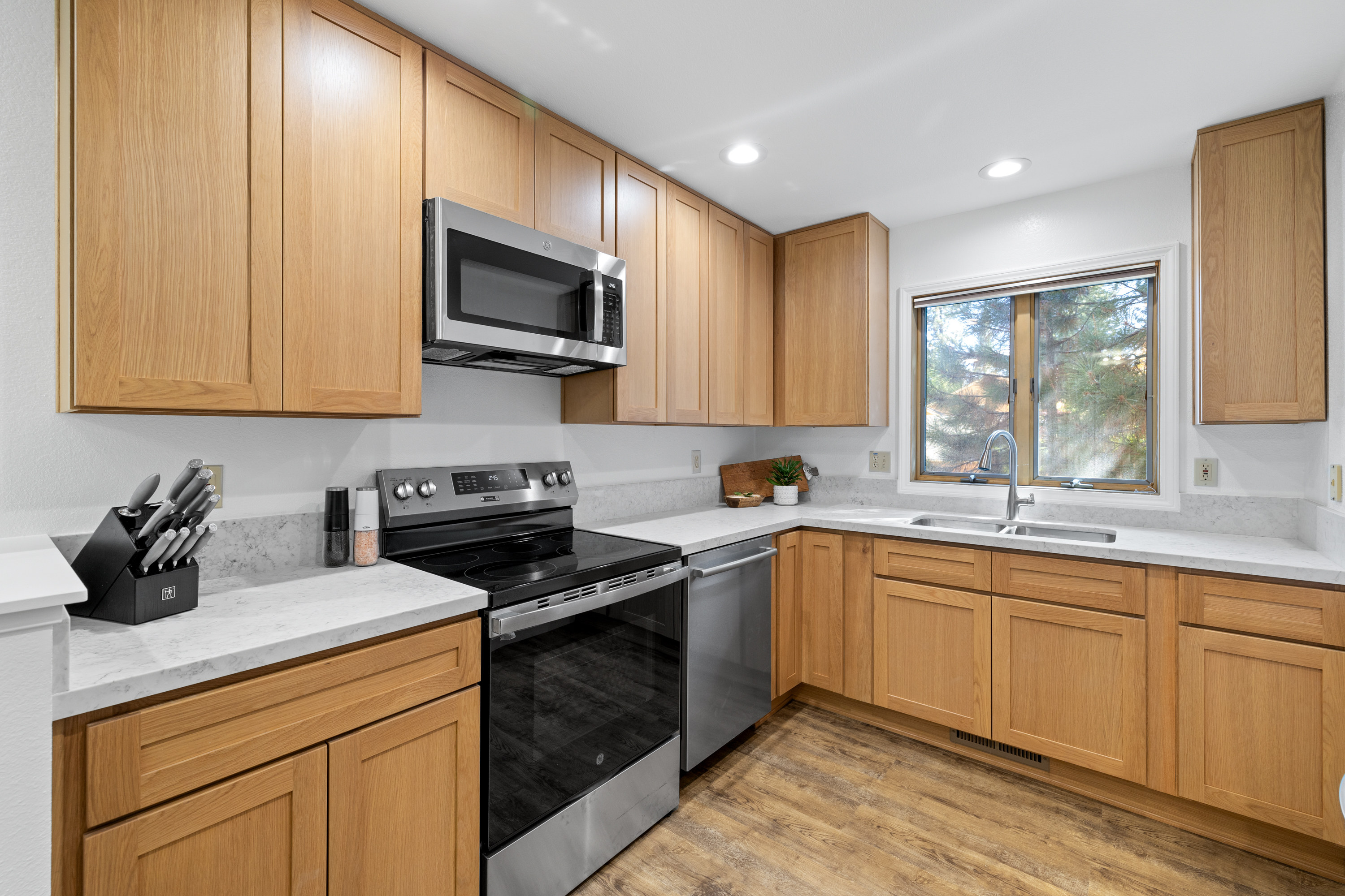 144 Village Blvd #83 