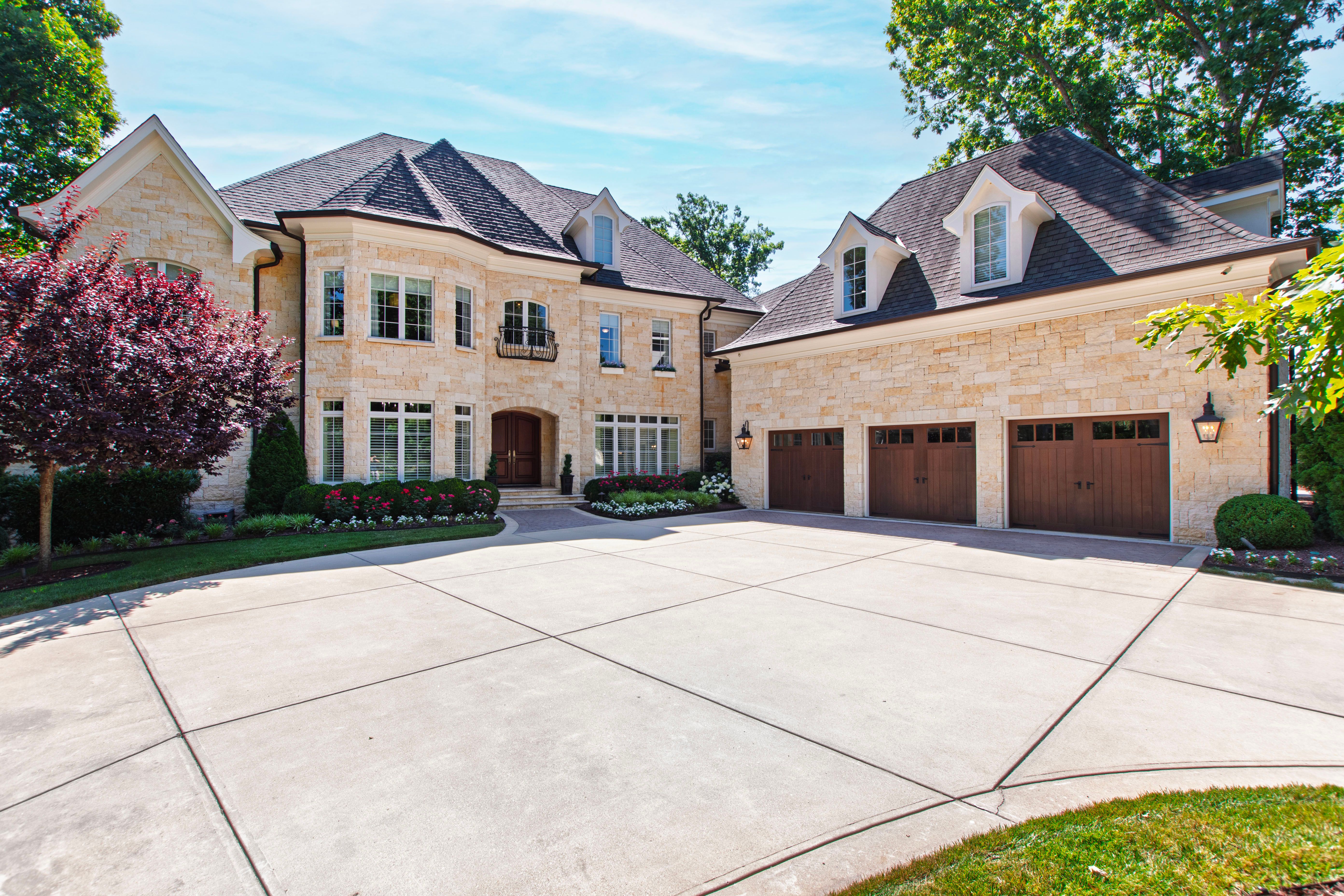 1412 Hedgelawn Way 