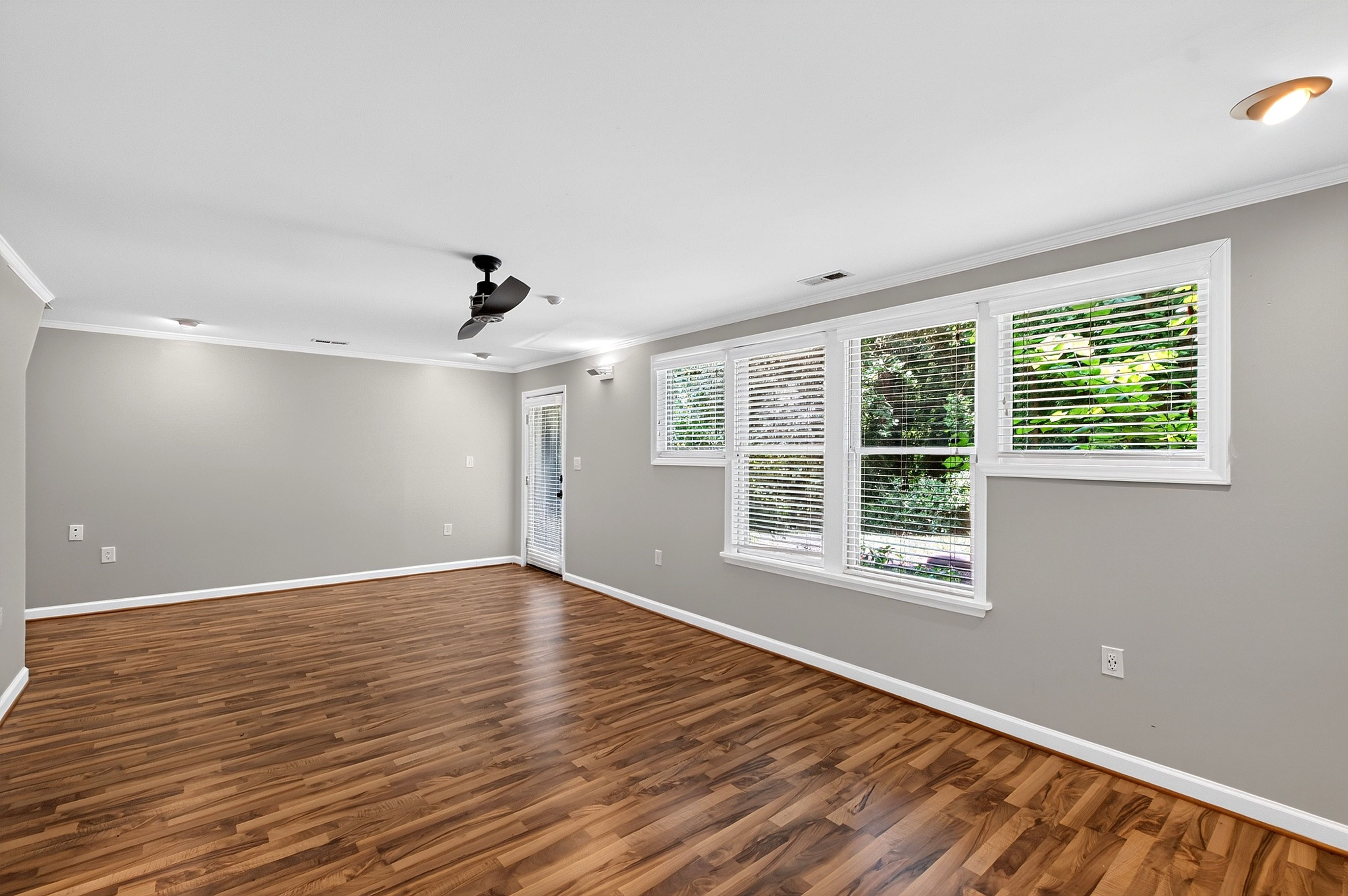1321 Hathaway Road 