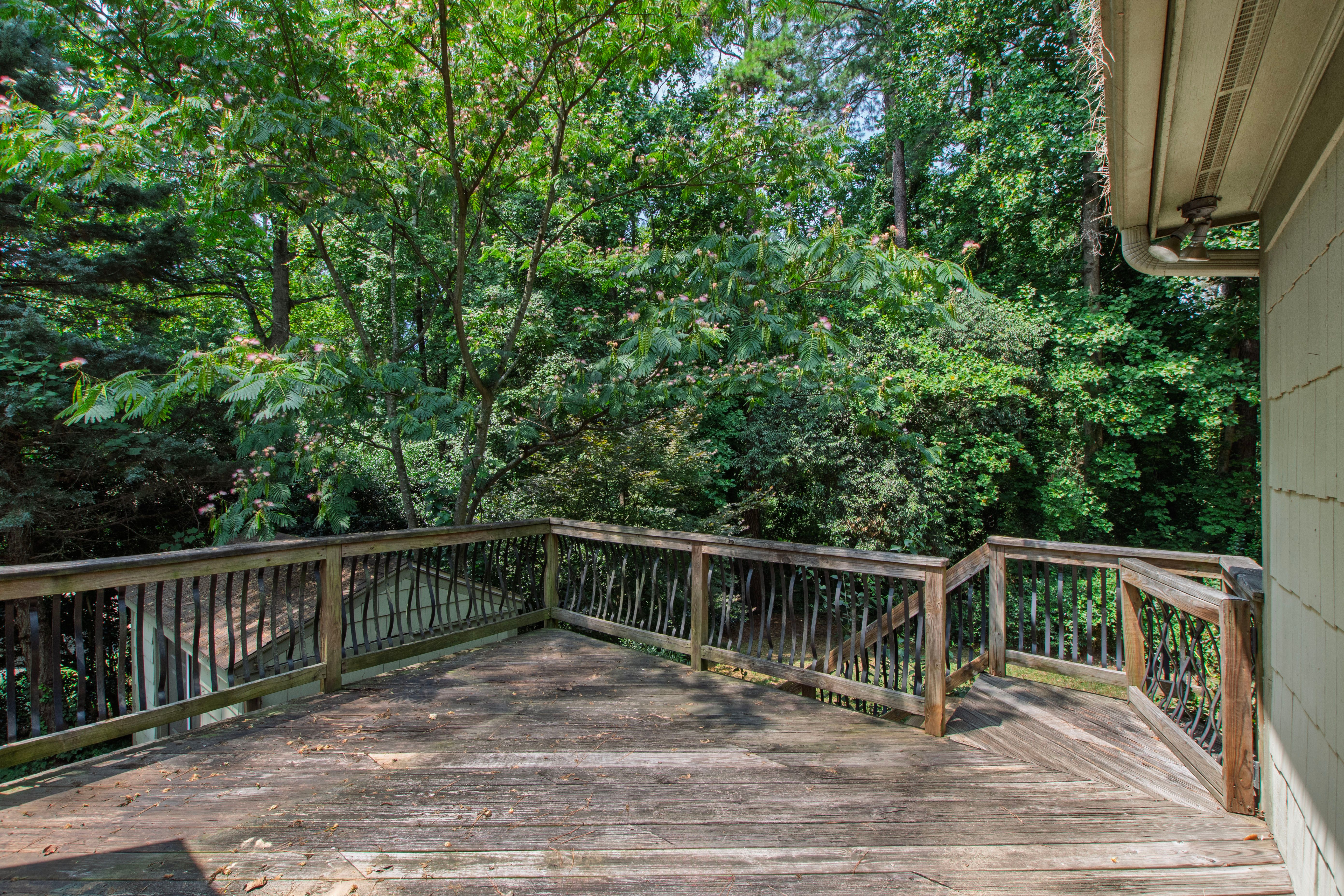 1321 Hathaway Road 