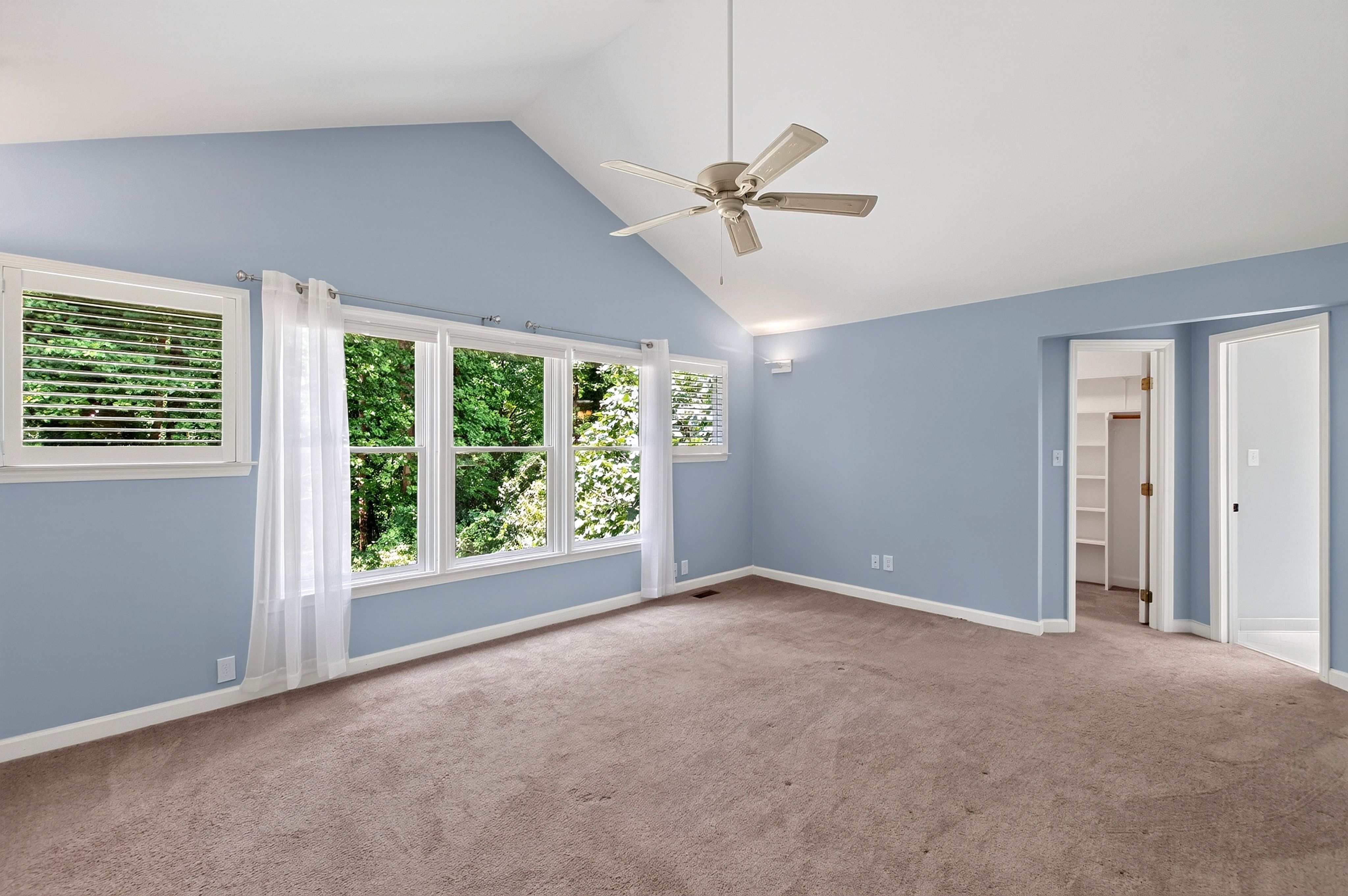 1321 Hathaway Road 
