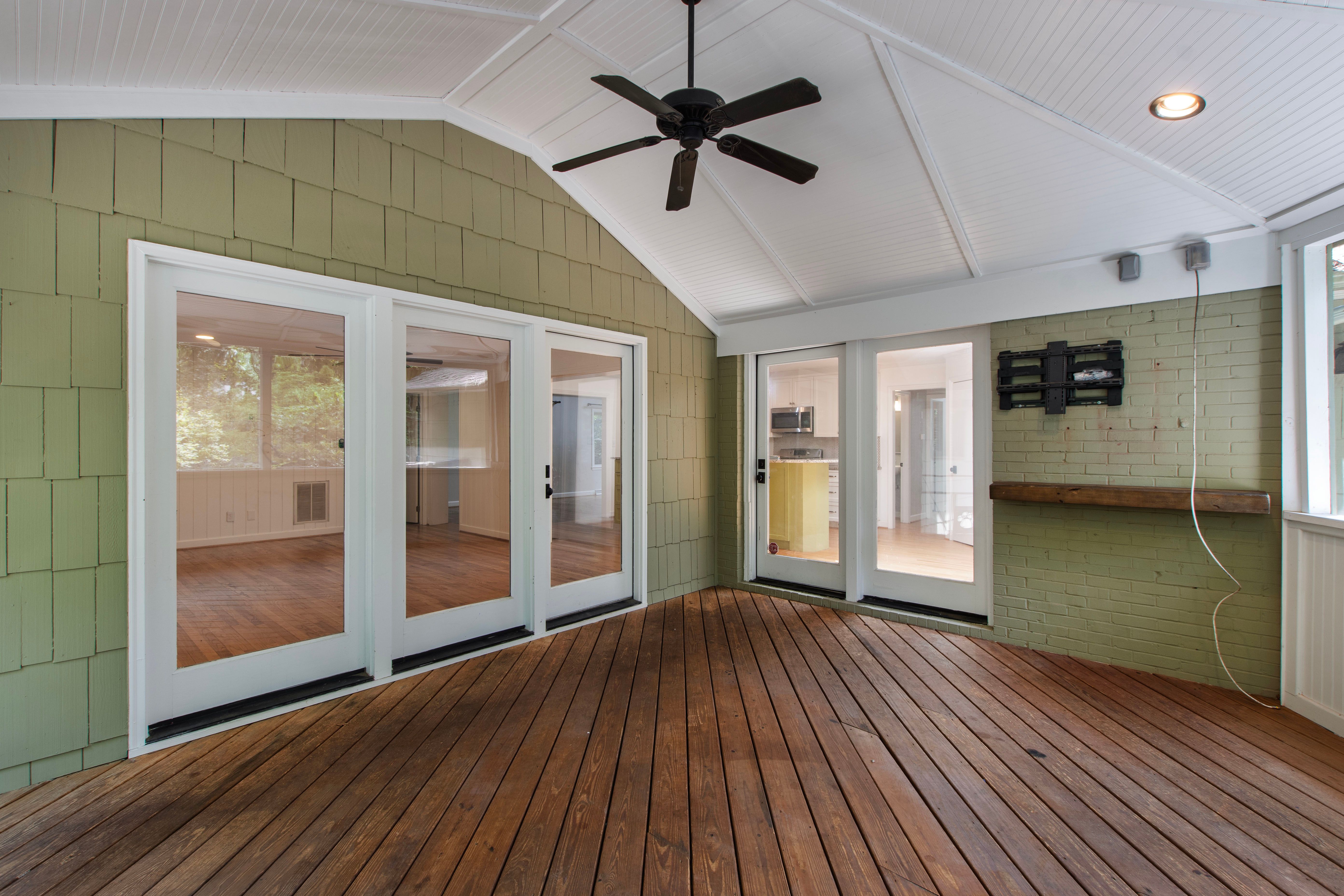 1321 Hathaway Road 