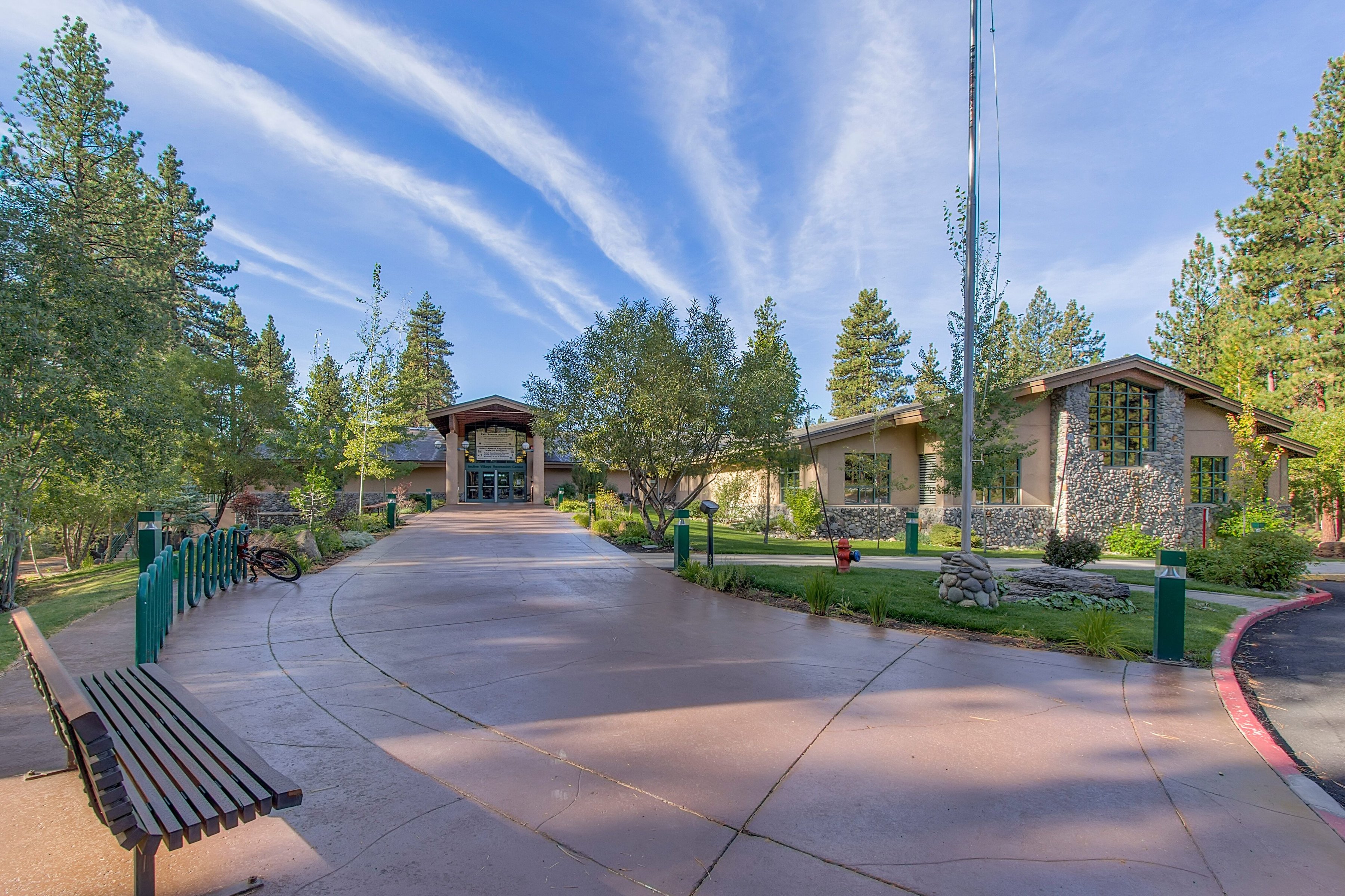 998 Third Green Court