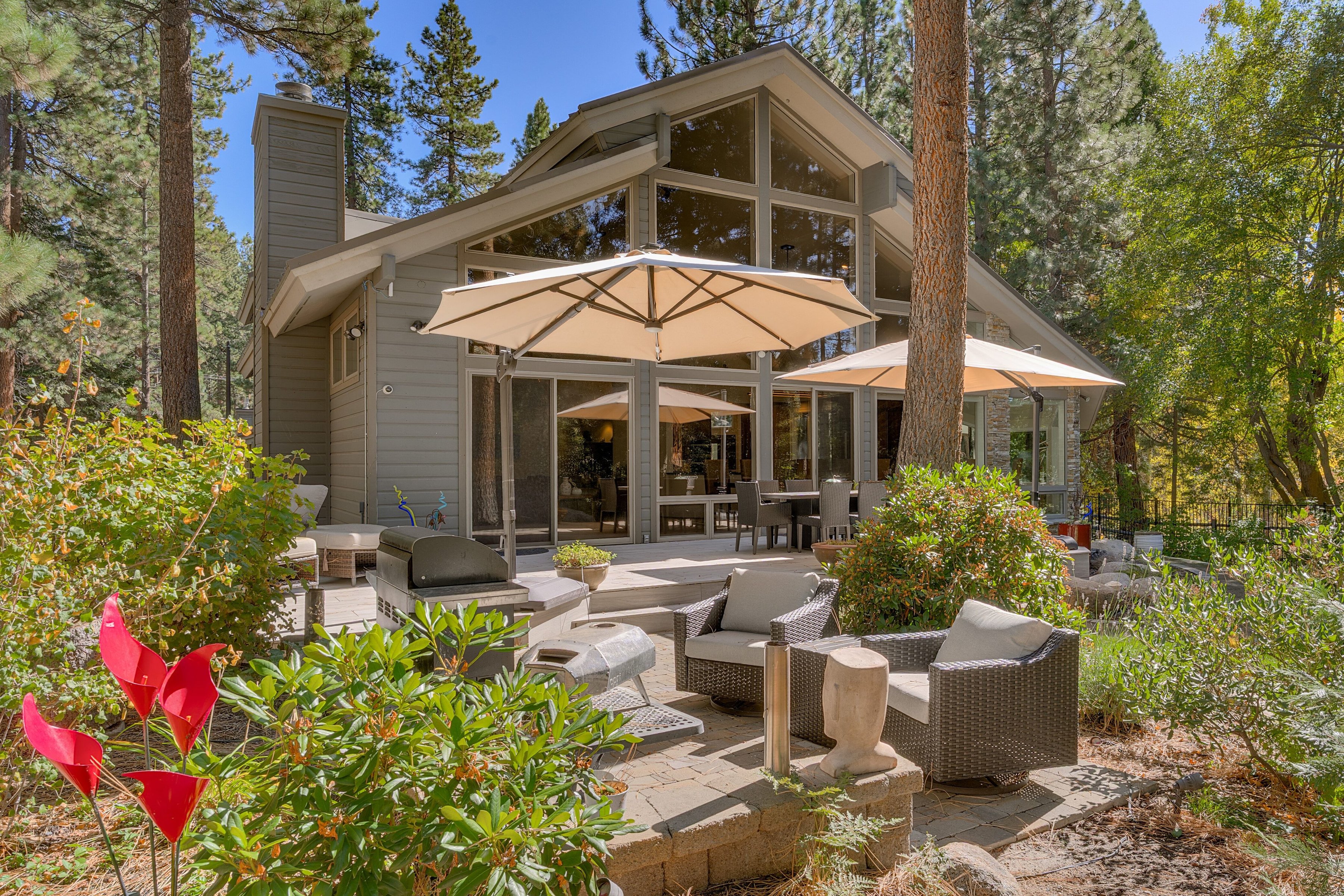 998 Third Green Court