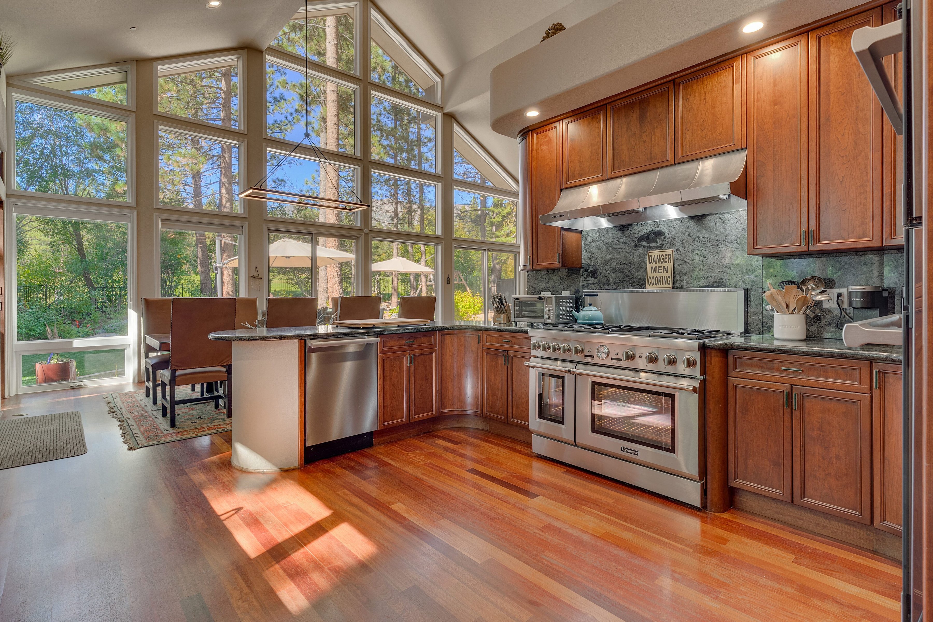 998 Third Green Court