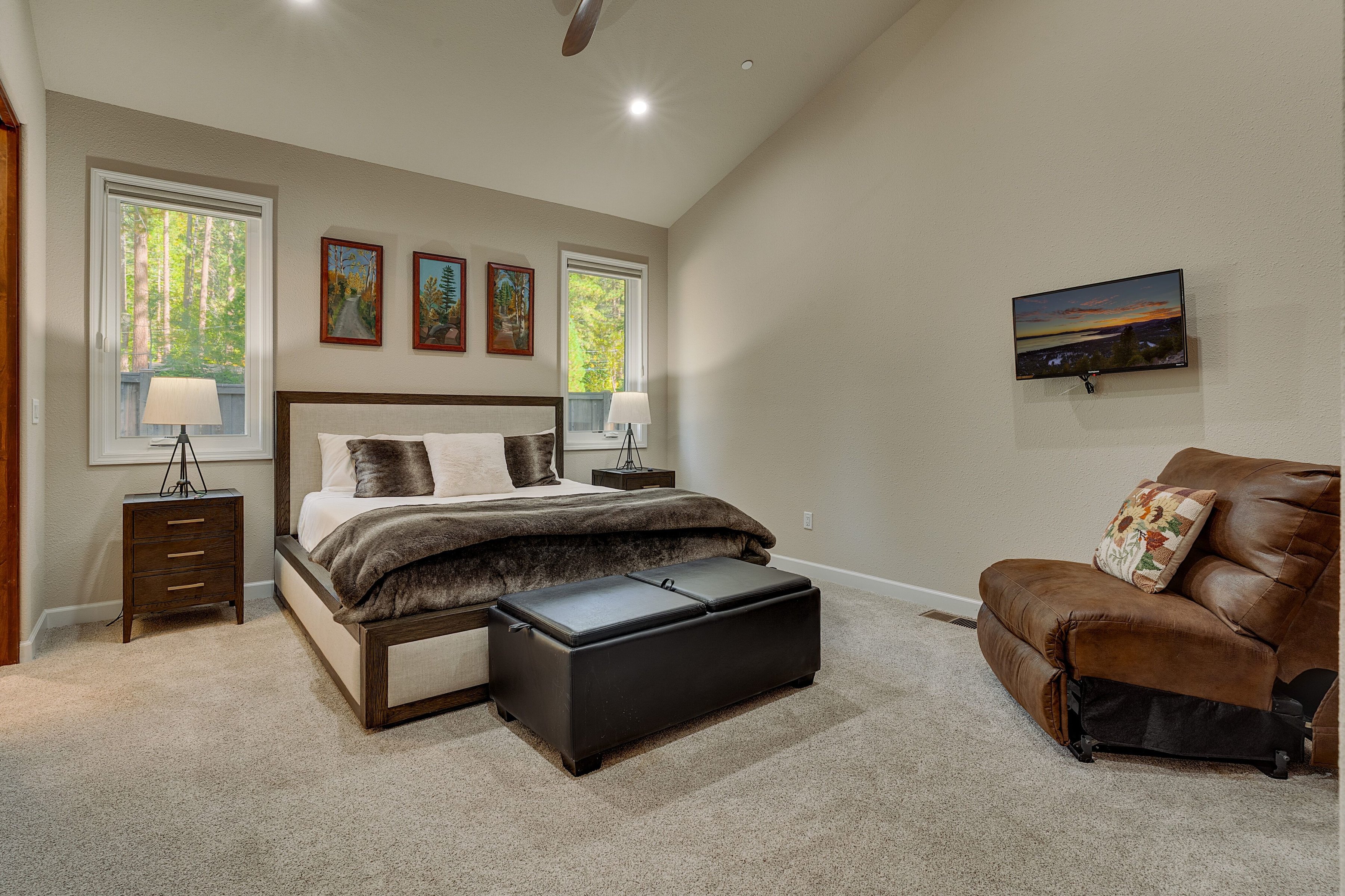 998 Third Green Court