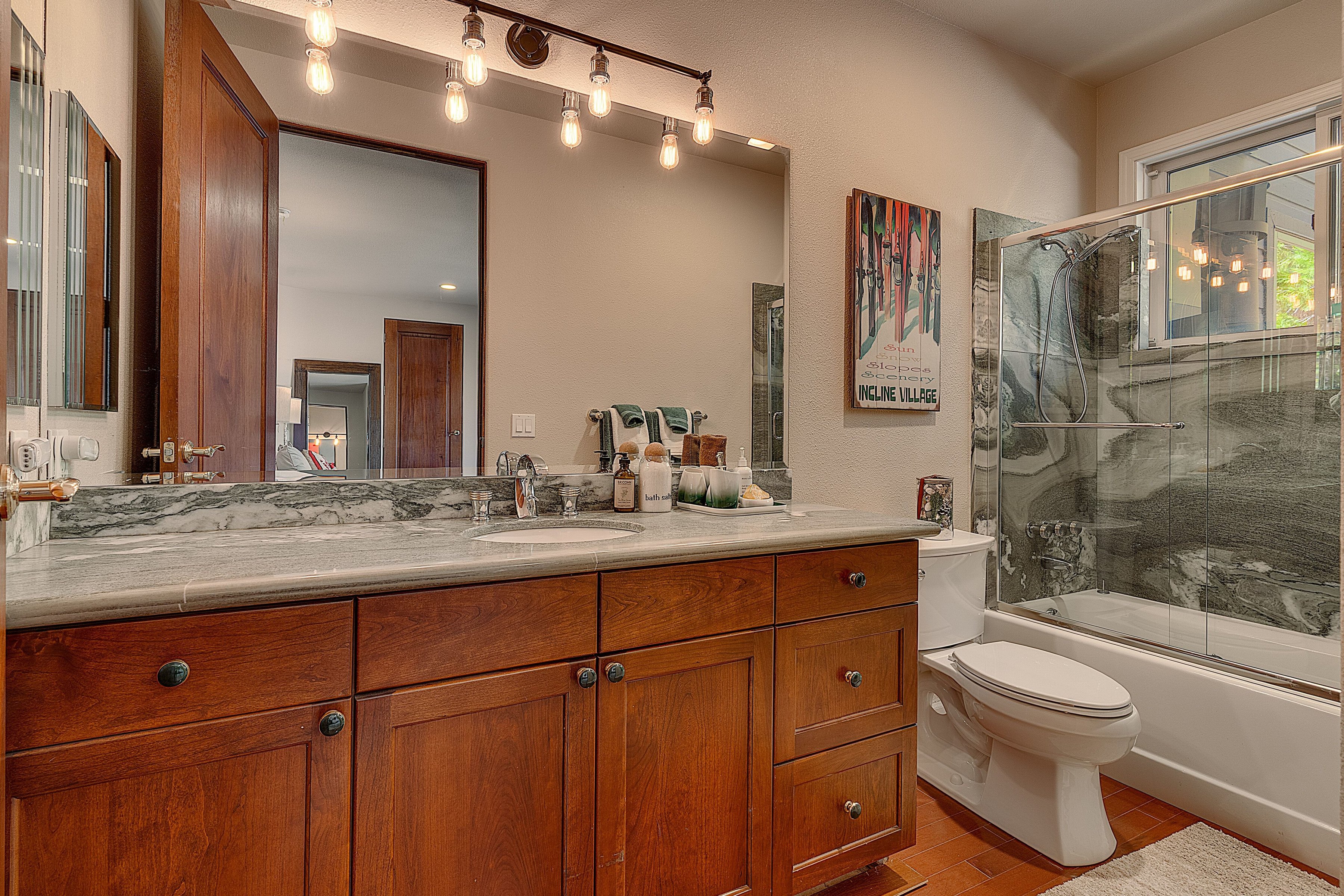 998 Third Green Court