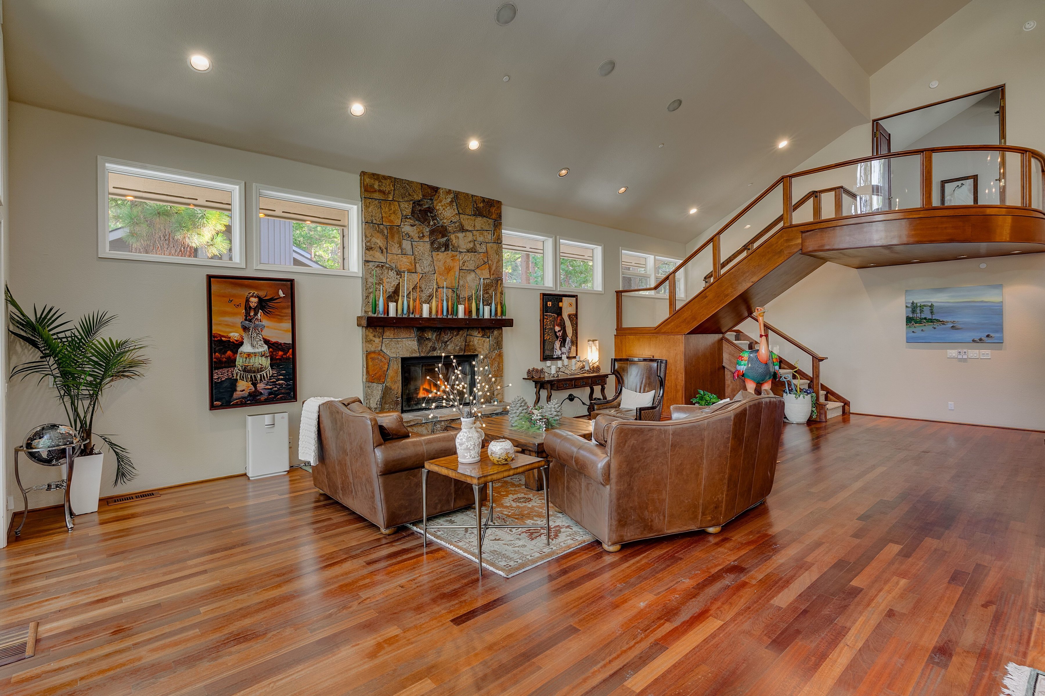 998 Third Green Court