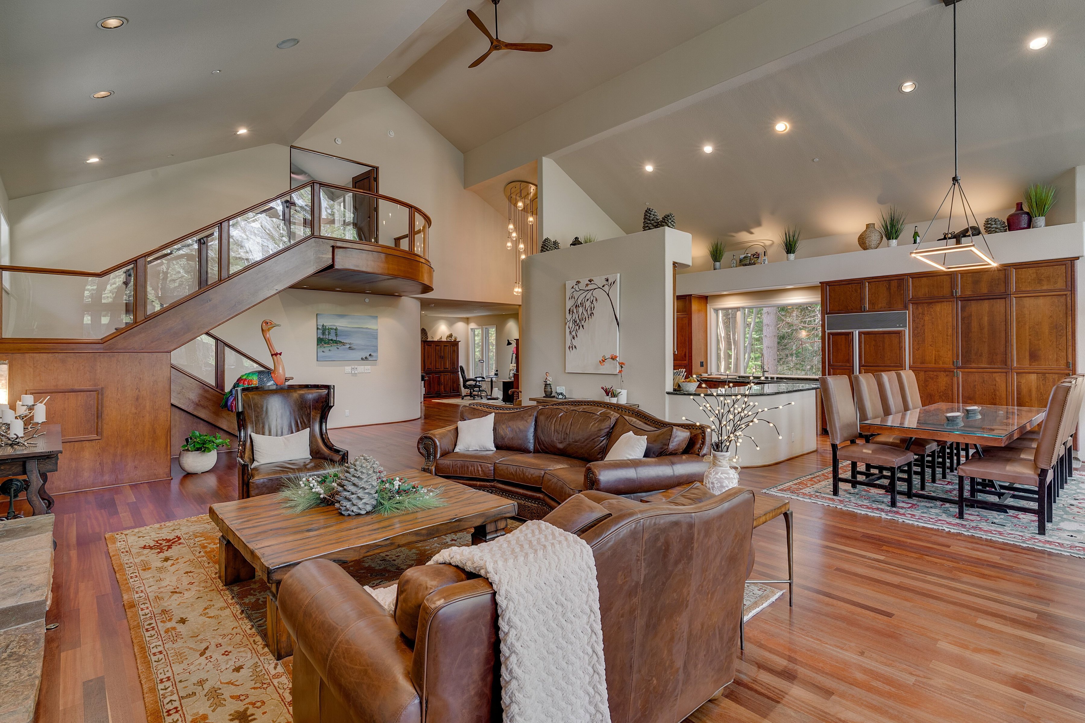 998 Third Green Court