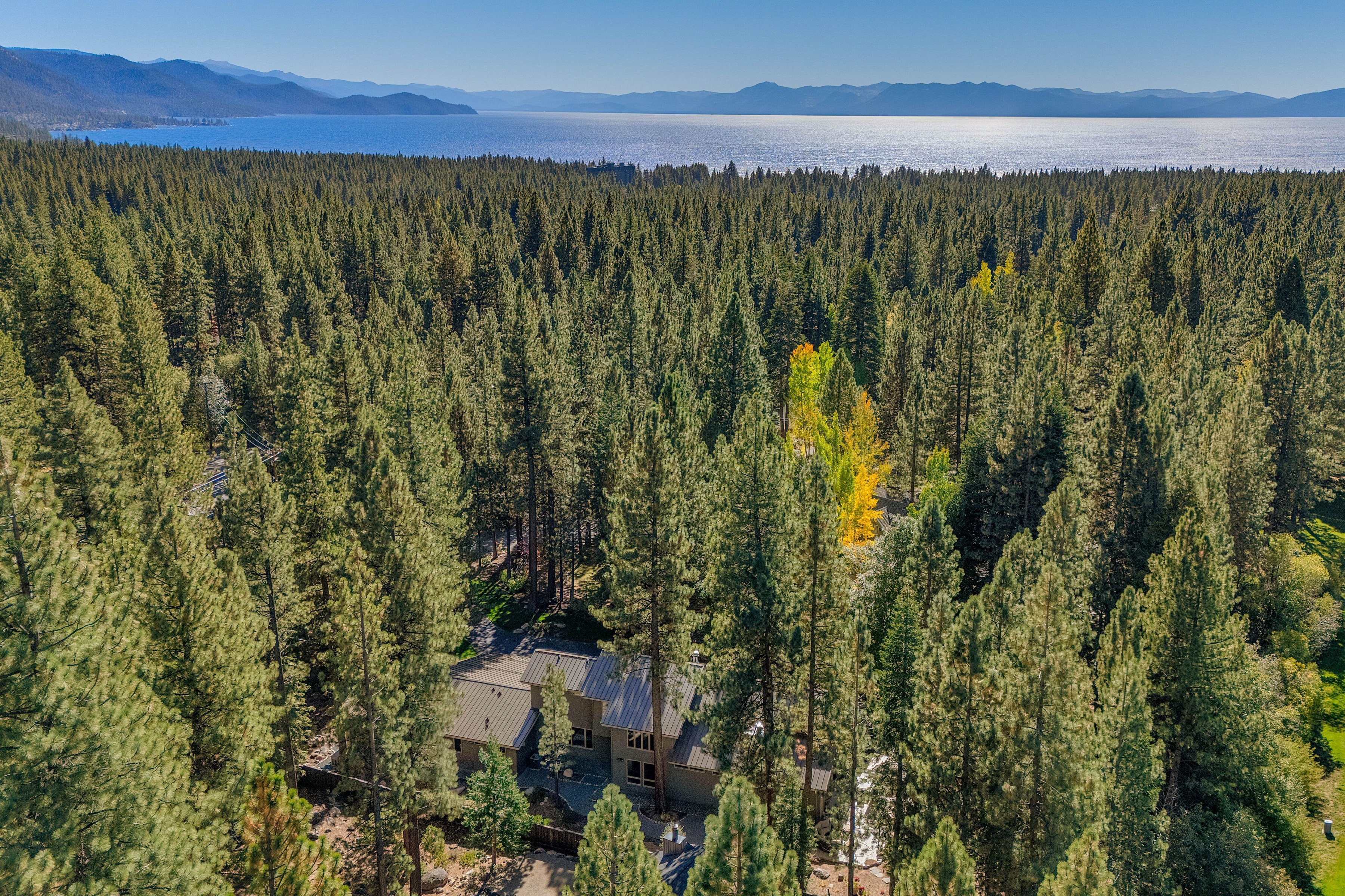 998 Third Green Court