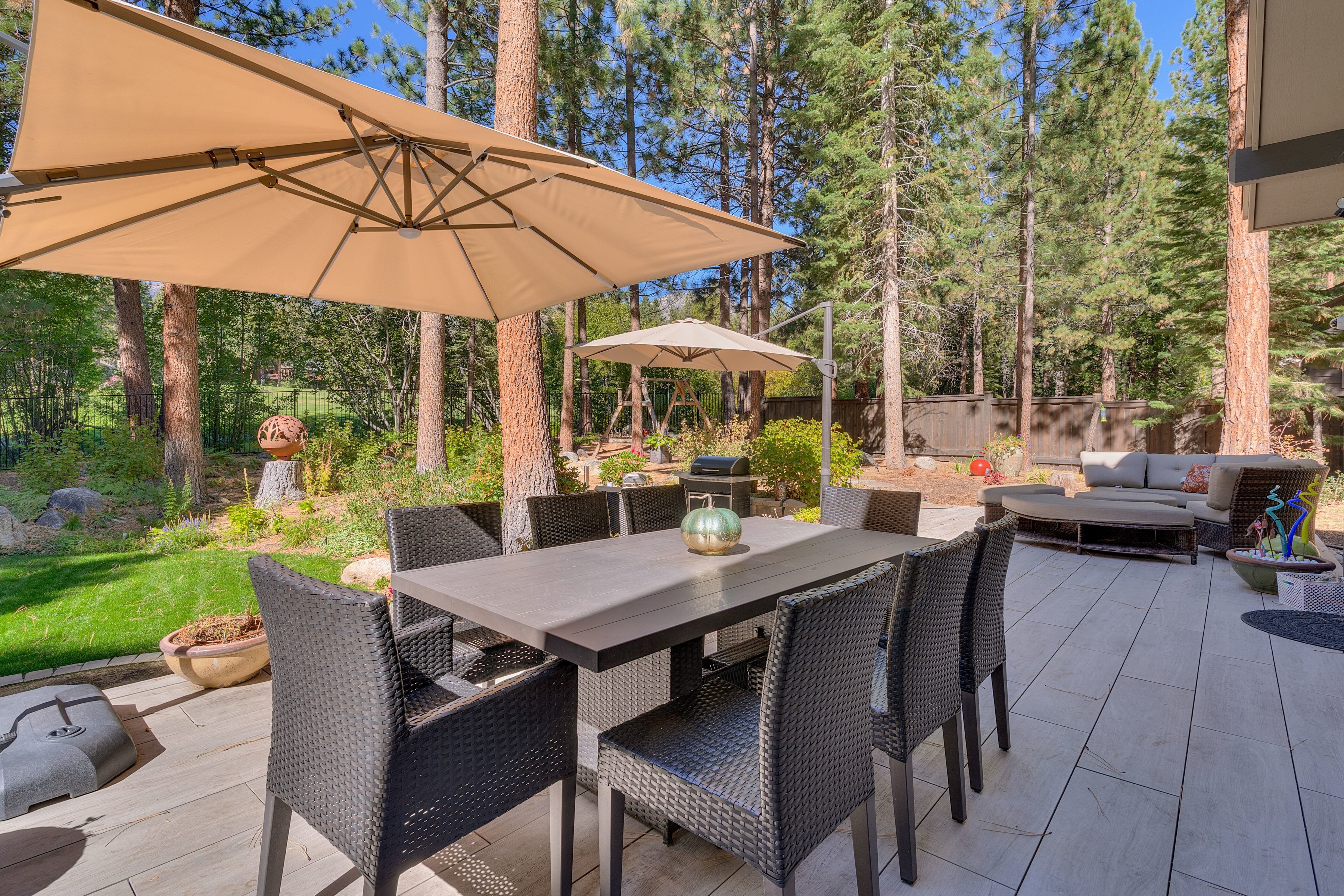 998 Third Green Court