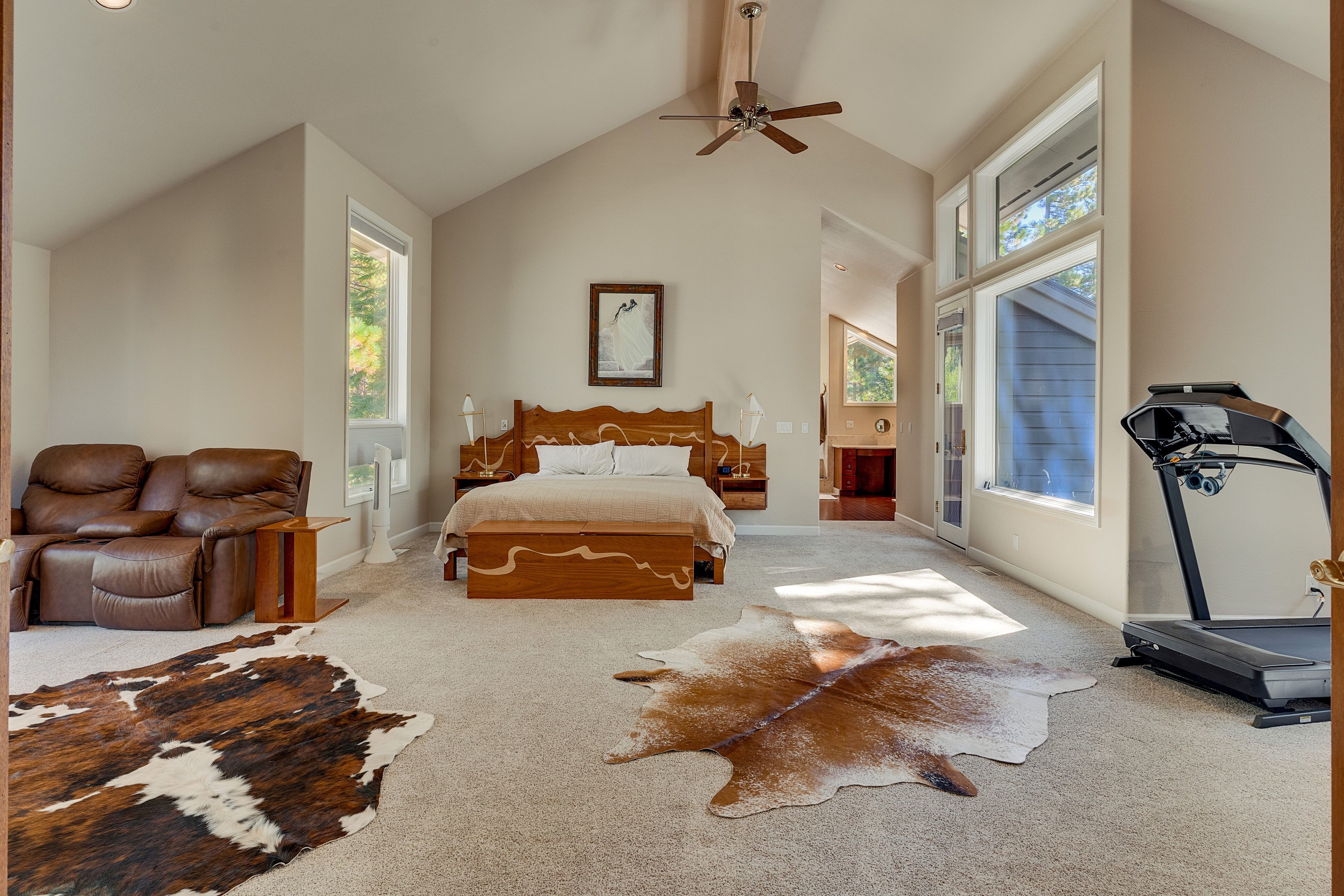 998 Third Green Court