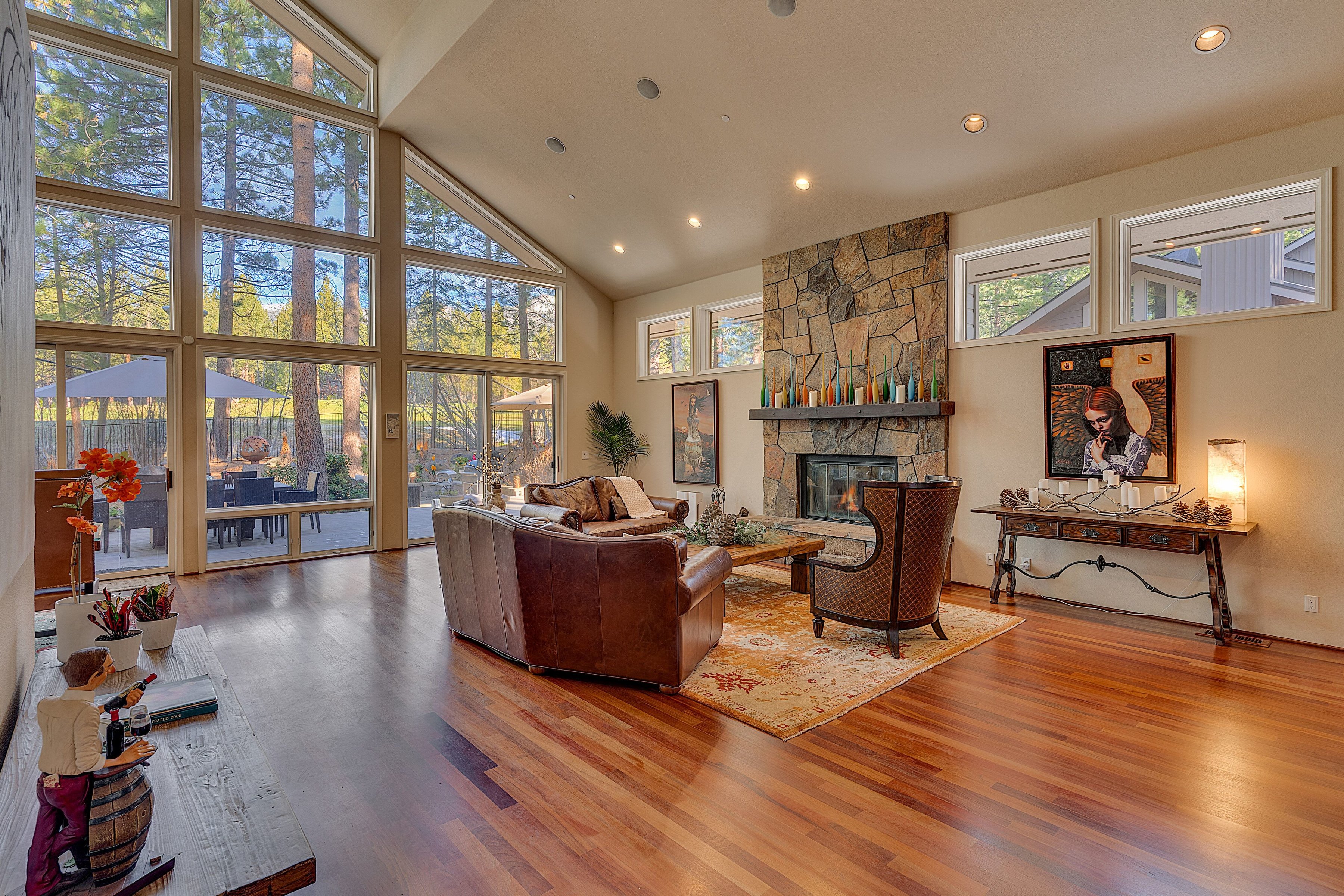 998 Third Green Court