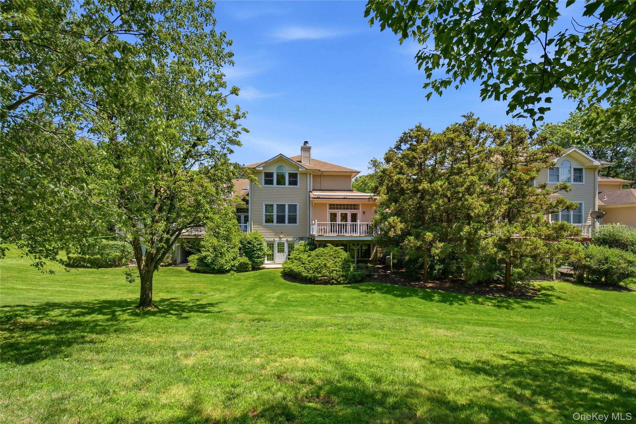 323 Baltustrol Circle