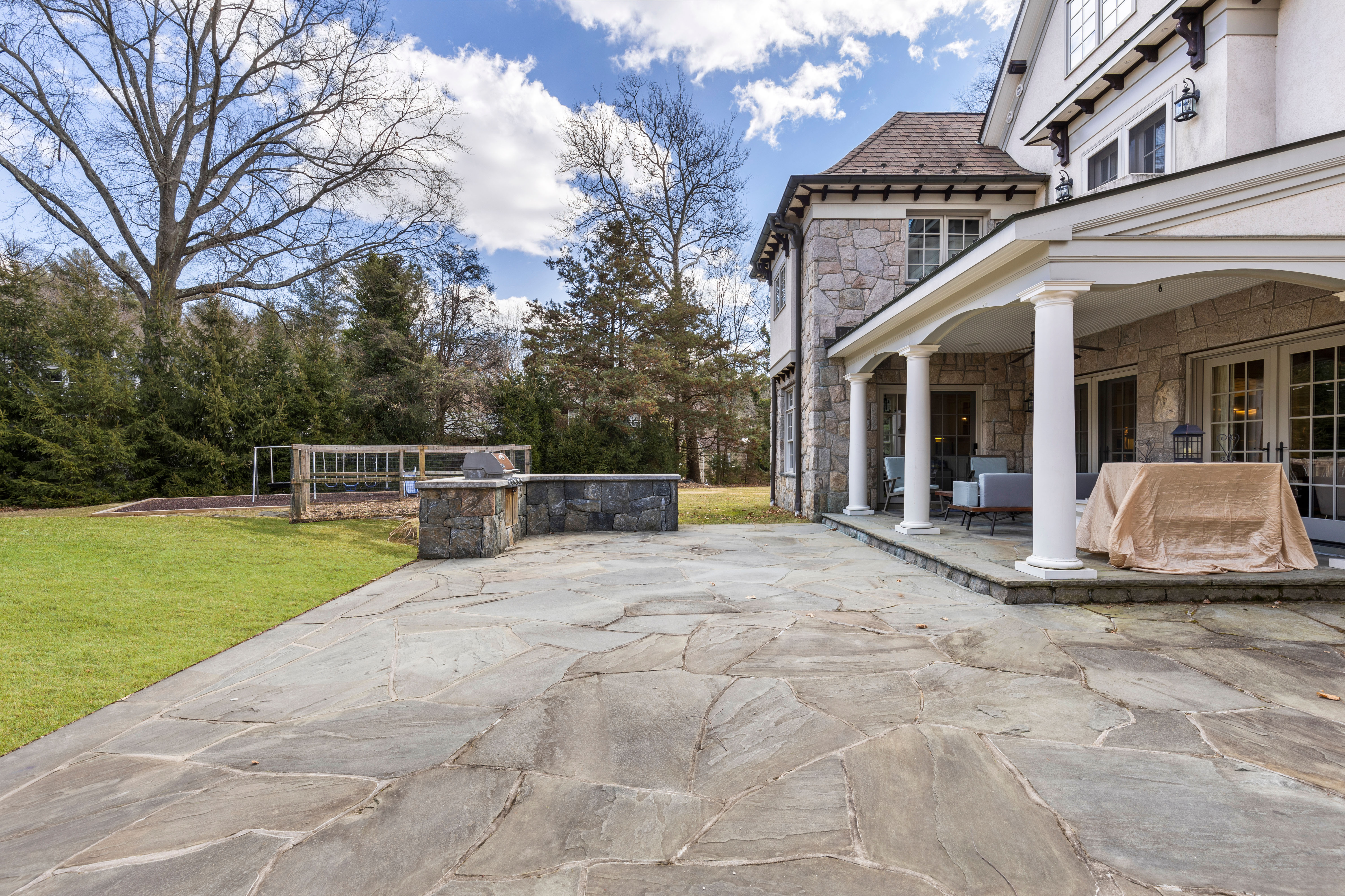 87 Harriman Road