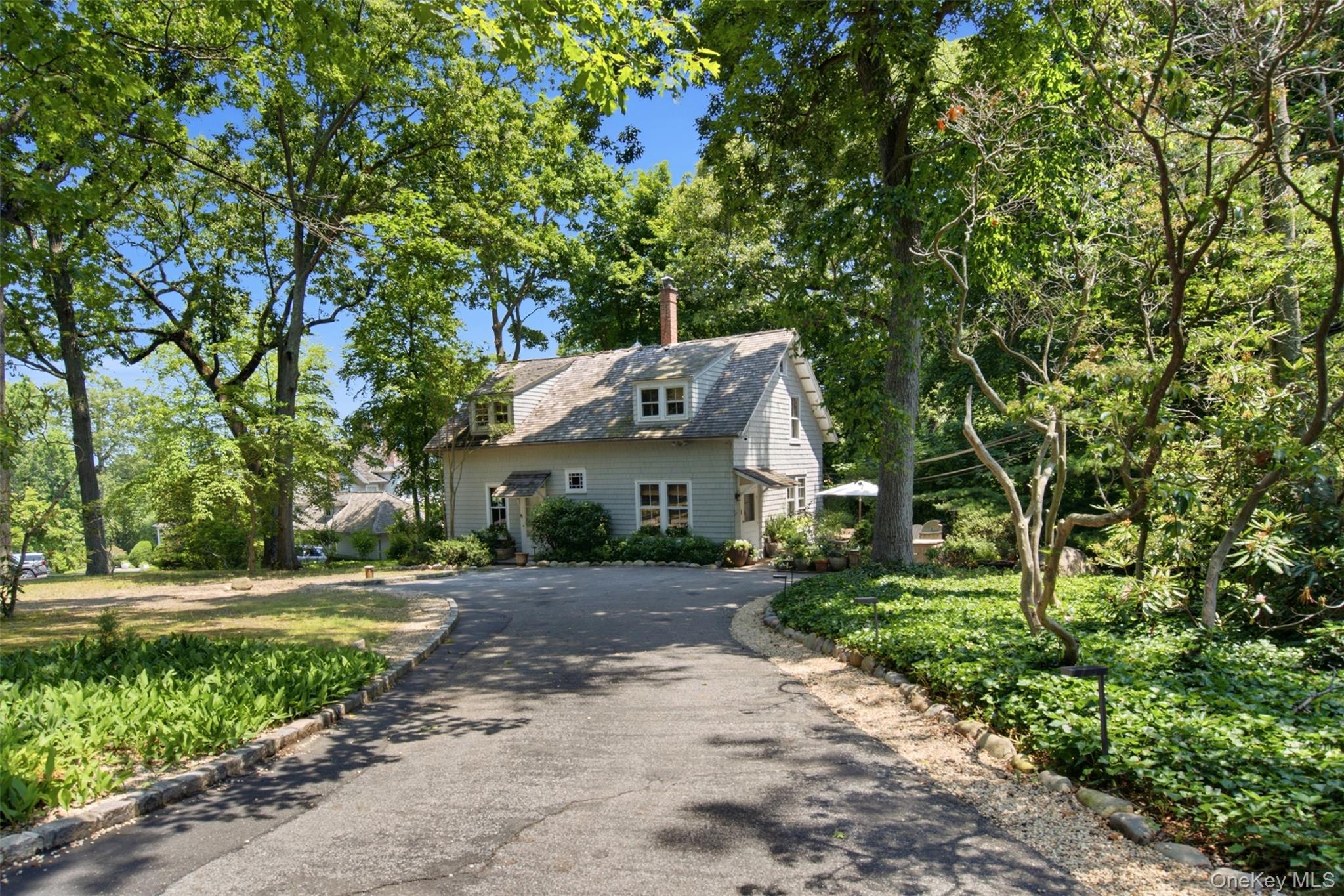 1394 Ridge Road