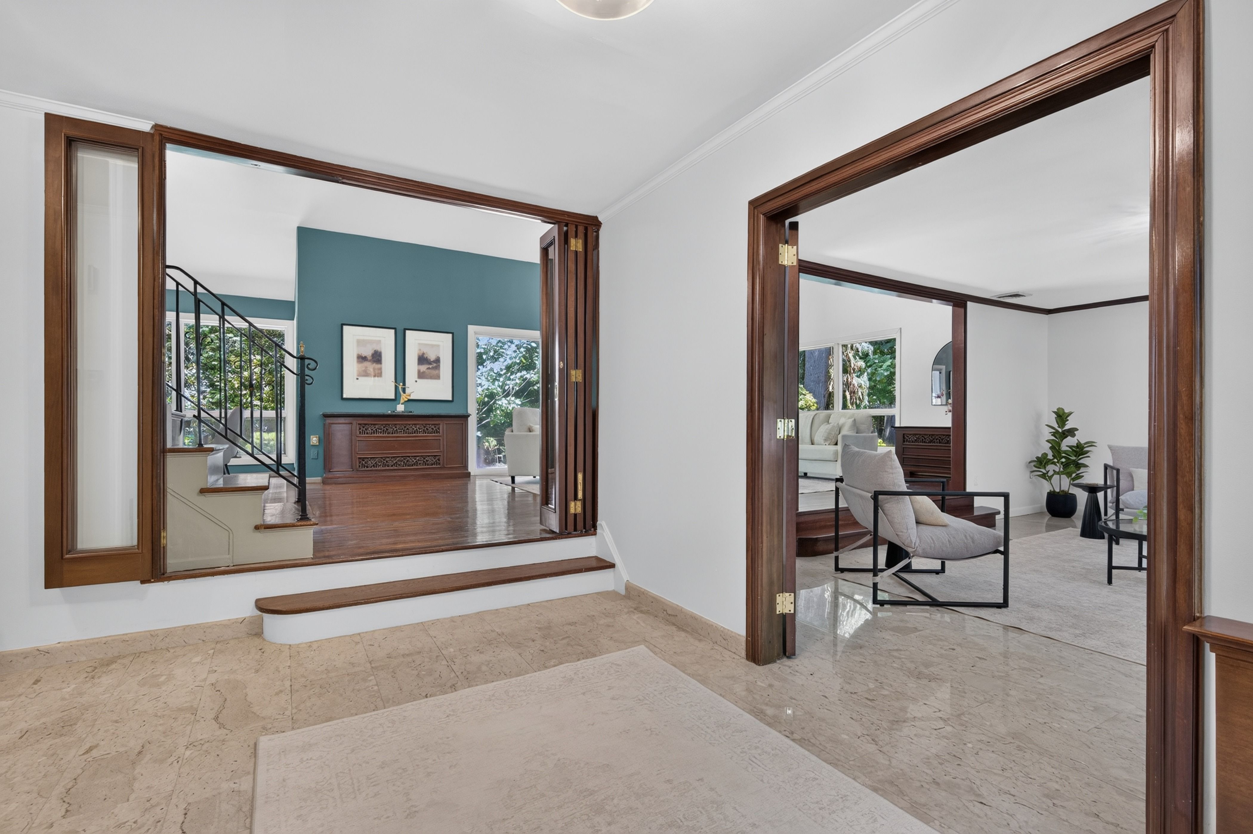 4 Waring Drive 