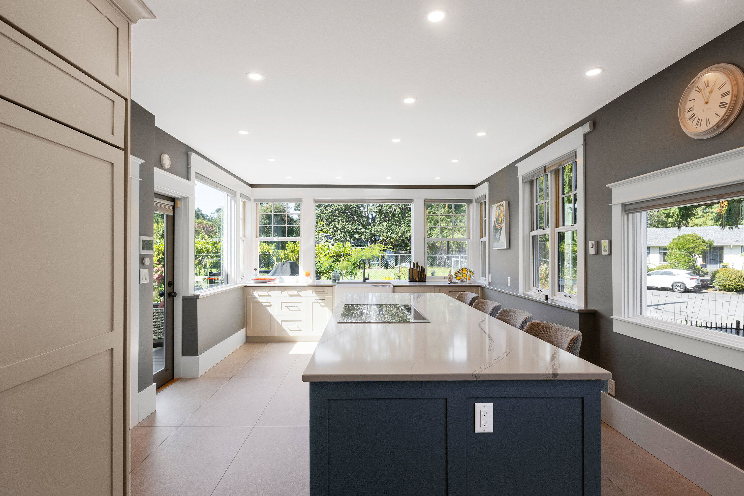 2655 Shady Lane