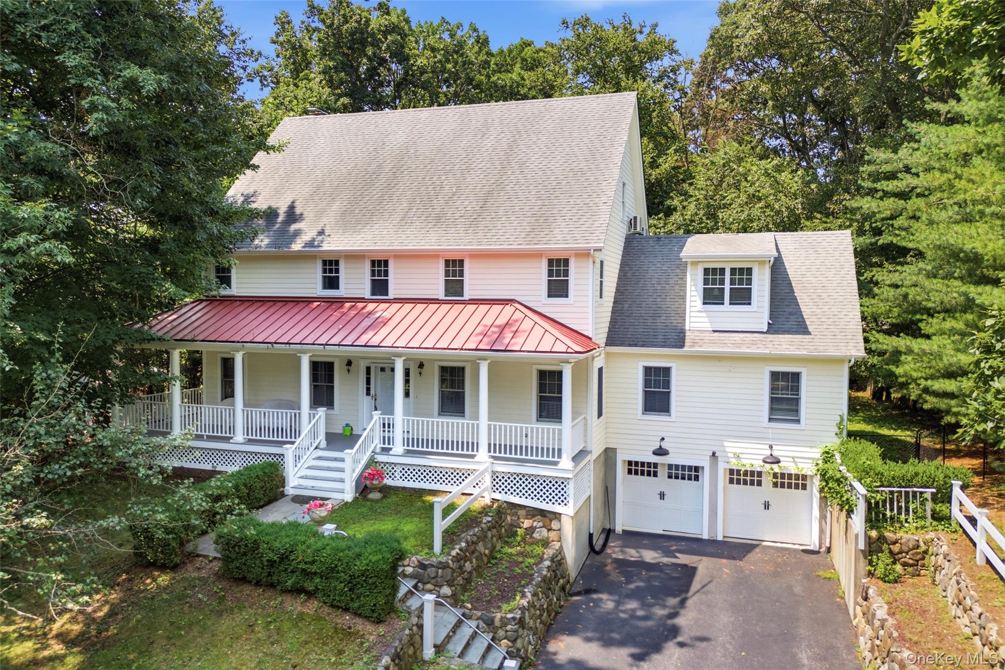 17 Nadworny Lane