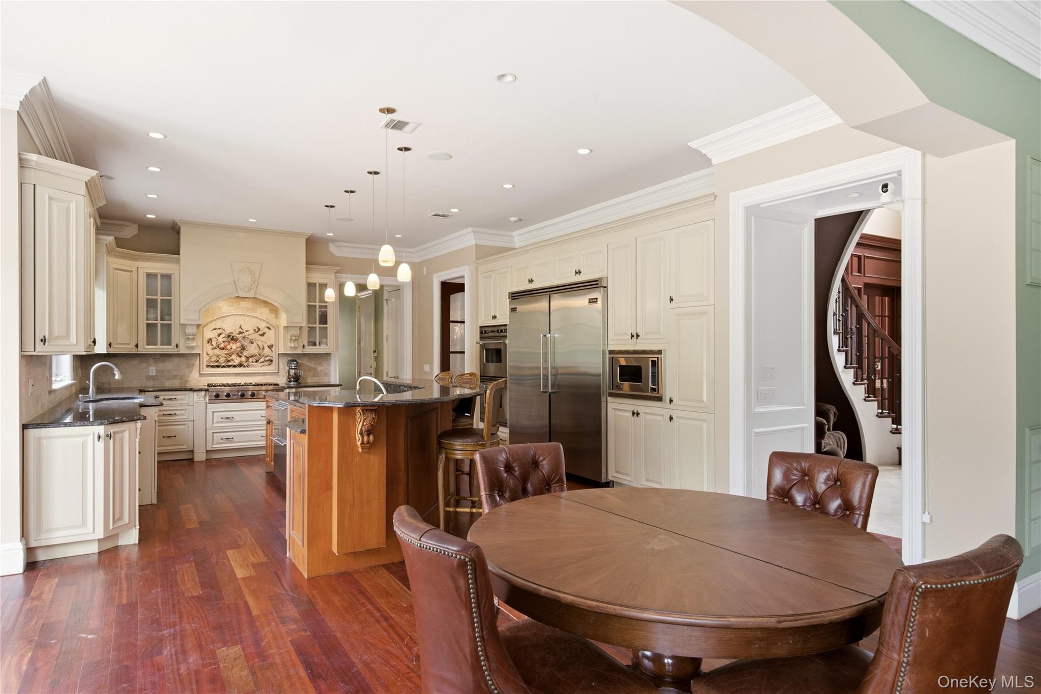33 Chicken Valley Road