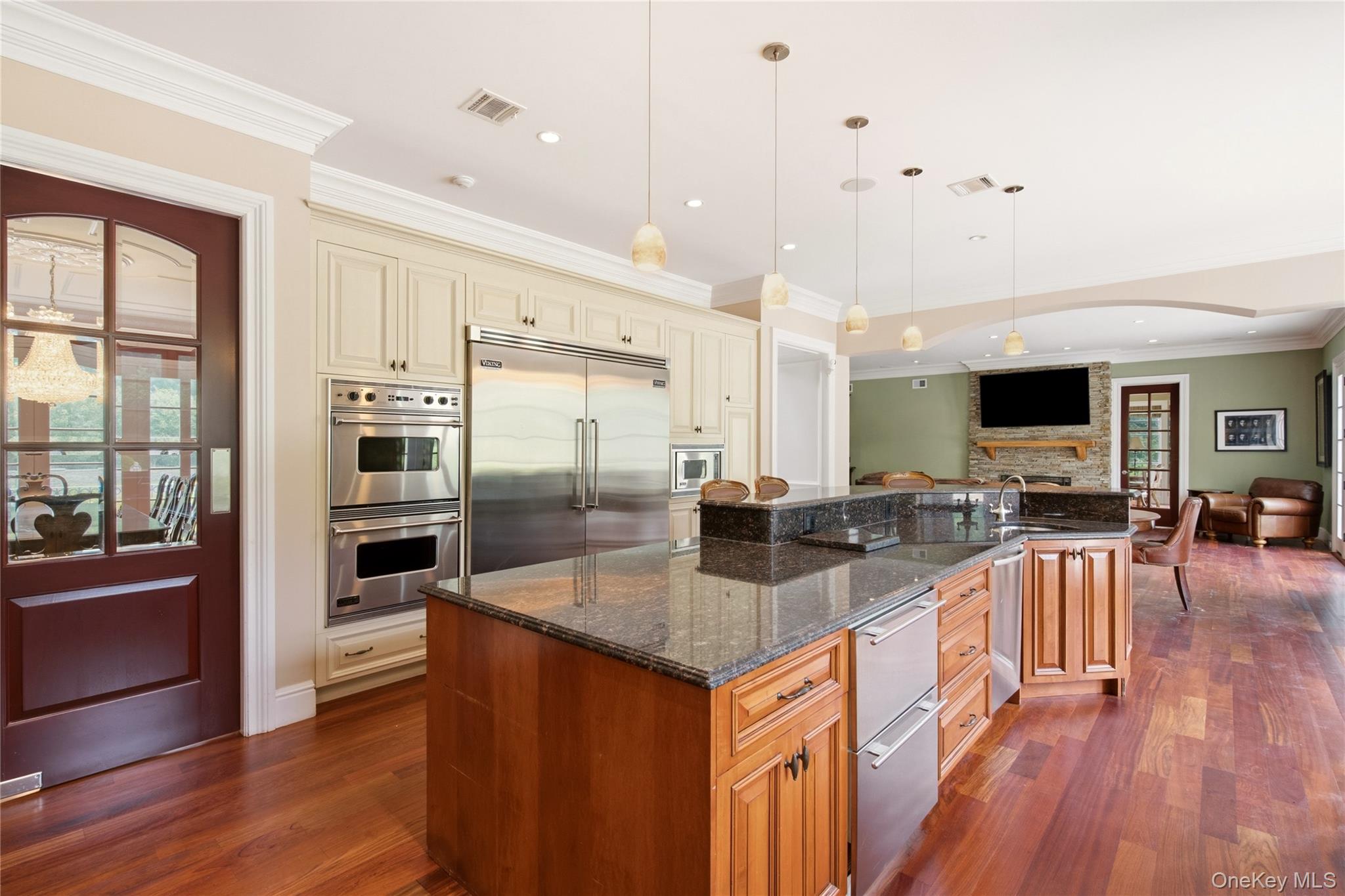 33 Chicken Valley Road
