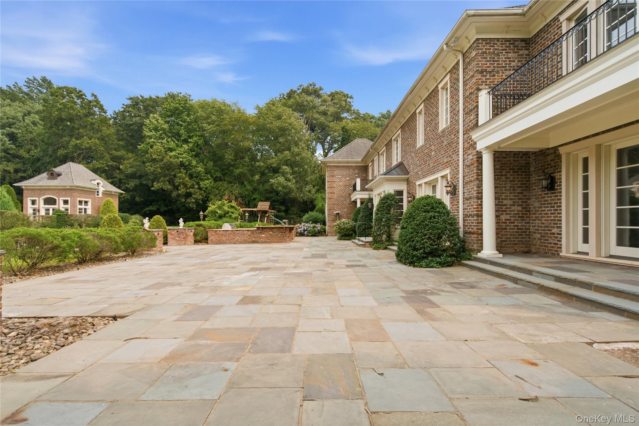 33 Chicken Valley Road